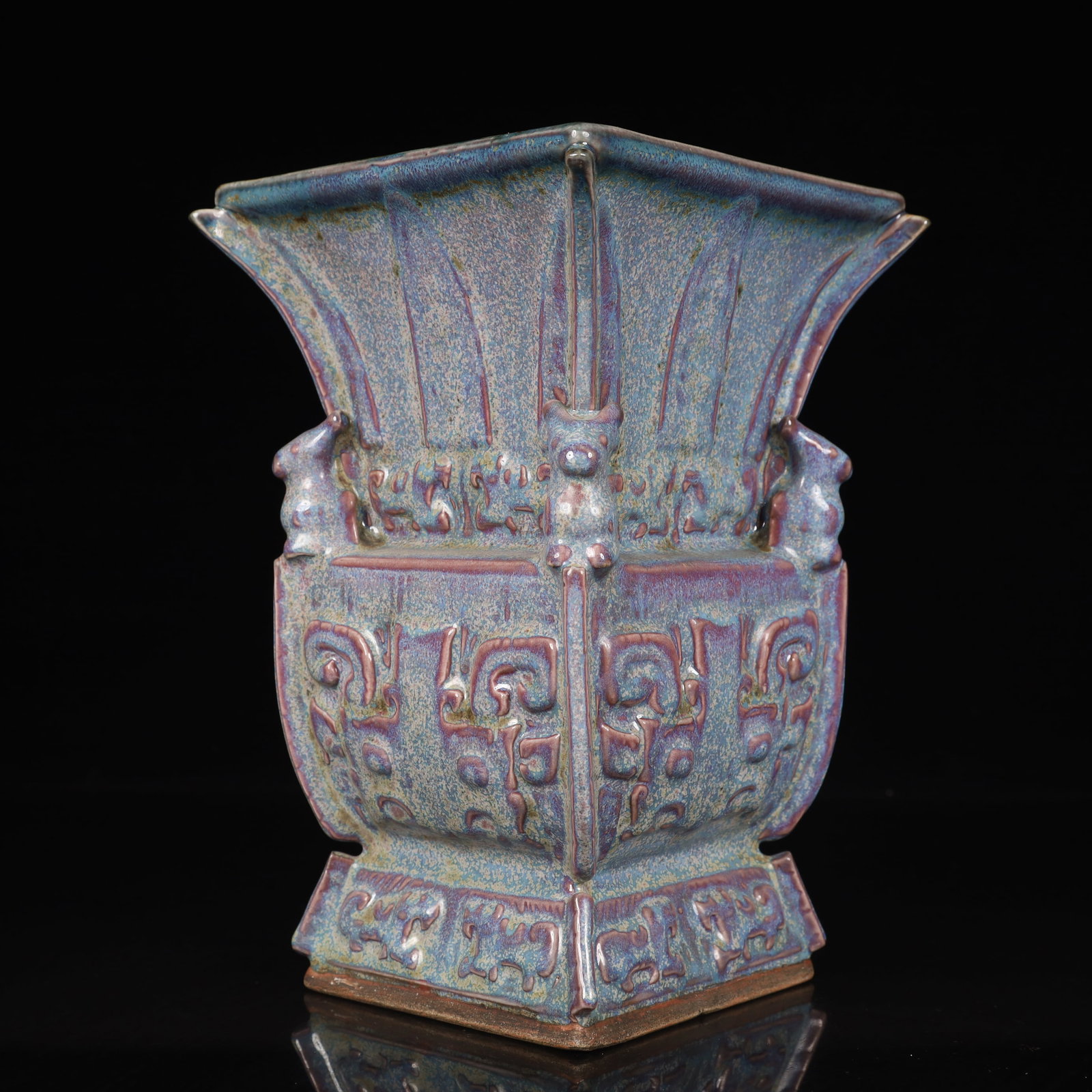 An Exquisite Jun yao Beast-Face Pattern Vase - 4