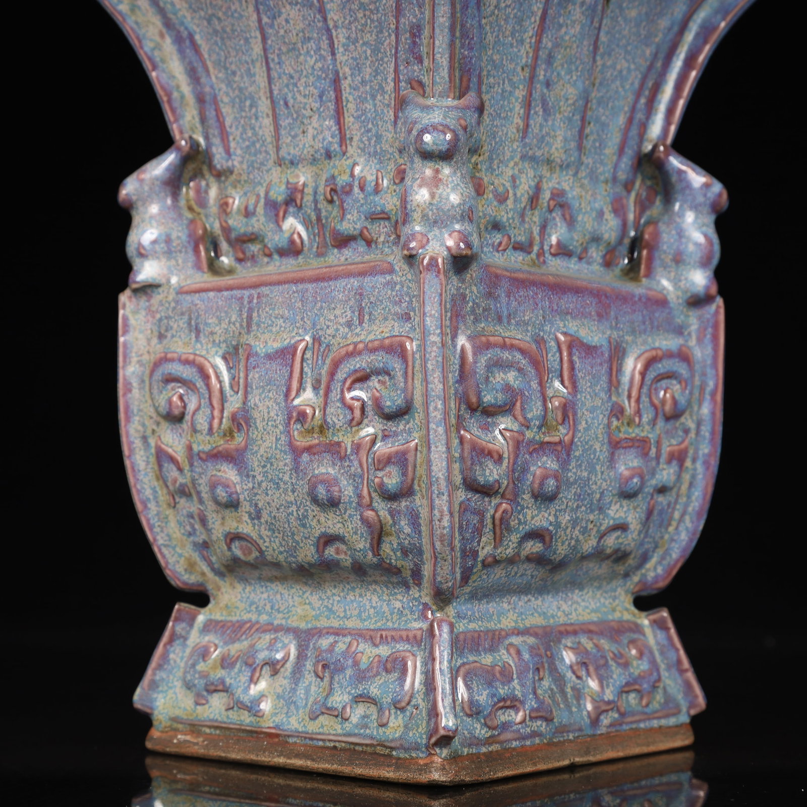 An Exquisite Jun yao Beast-Face Pattern Vase - 6