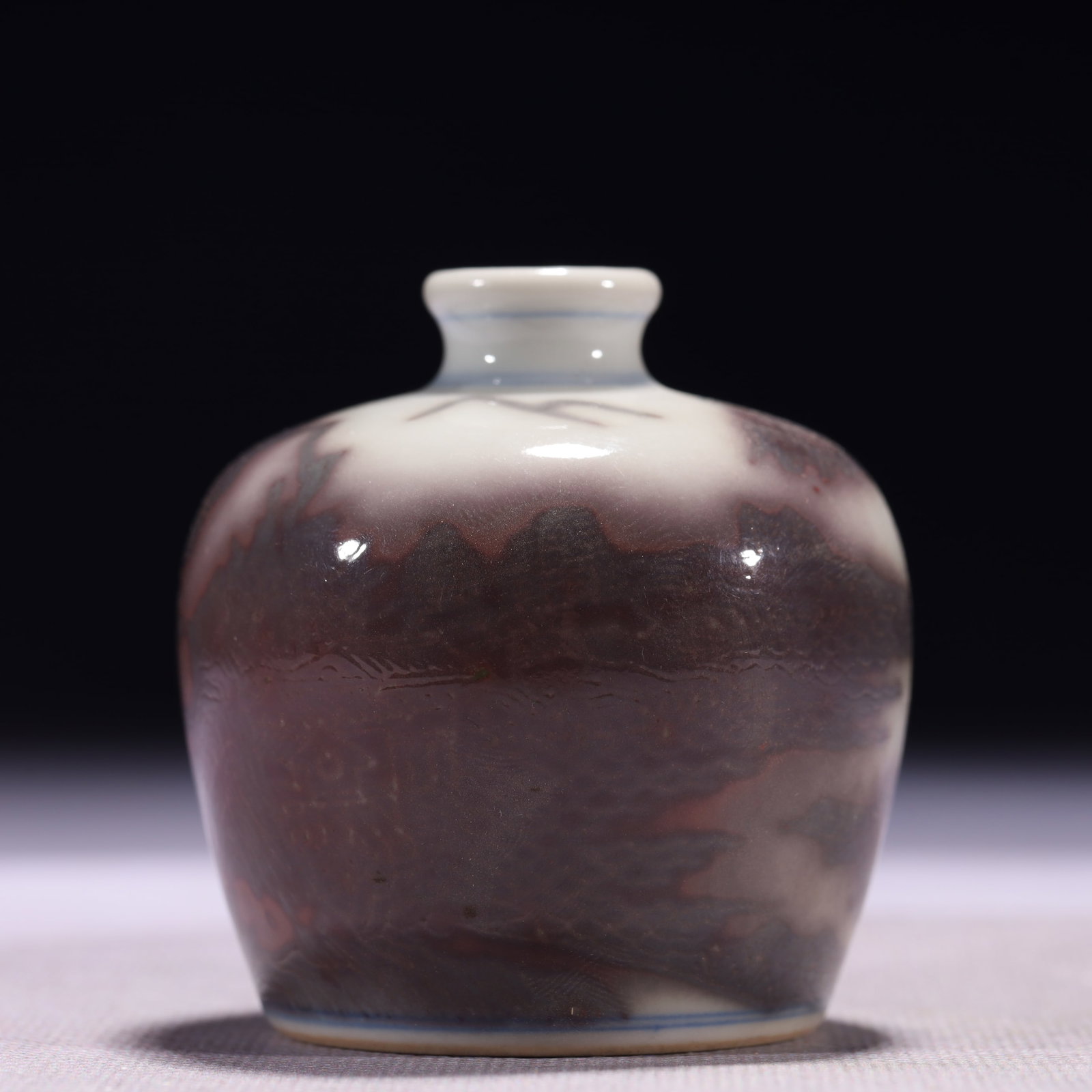 An Exquisite Underglaze-Red Landscape Pattern Snuff Bottle - 3