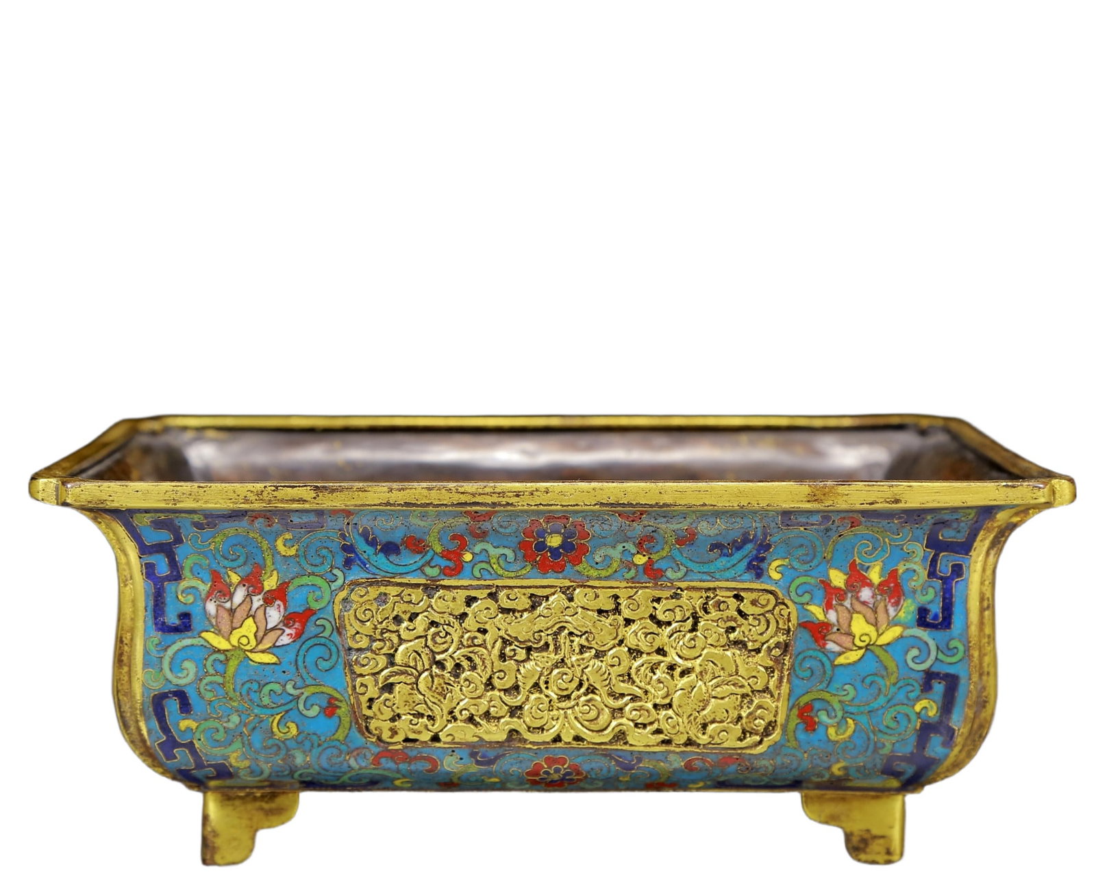 An Exquisite Cloisonne Lotus Pattern Censer: An Exquisite Cloisonne Lotus Pattern Censer,Qing Dynasty, China,Qianlong Four-character Mark,Size:9.4inx5.5inx3.3in,Weight:1025g 景泰蓝缠枝莲纹香炉