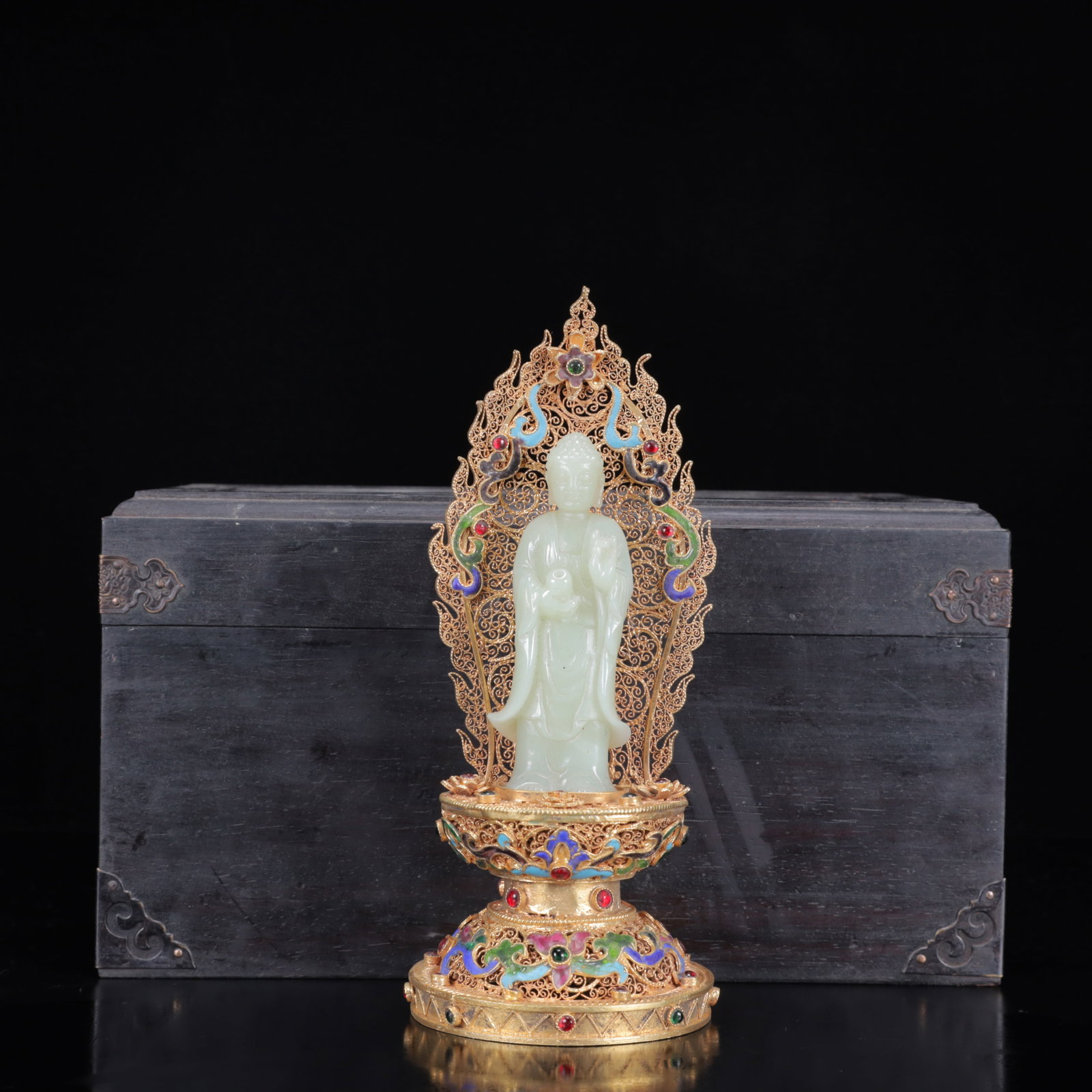 An Exquisite Filigree and Gilding Bronze Inlaid White Jade Statue of Sakyamuni,Inlaid White Jade: An Exquisite Filigree and Gilding Bronze Inlaid White Jade Statue of Sakyamuni,Inlaid Gems,Qing Dynasty,China,Qianlong Four-Character Mark,Size:(Buddha Statue)3.3inx10.6in,(Box)10.6inx6.9inx5.9in,Weig
