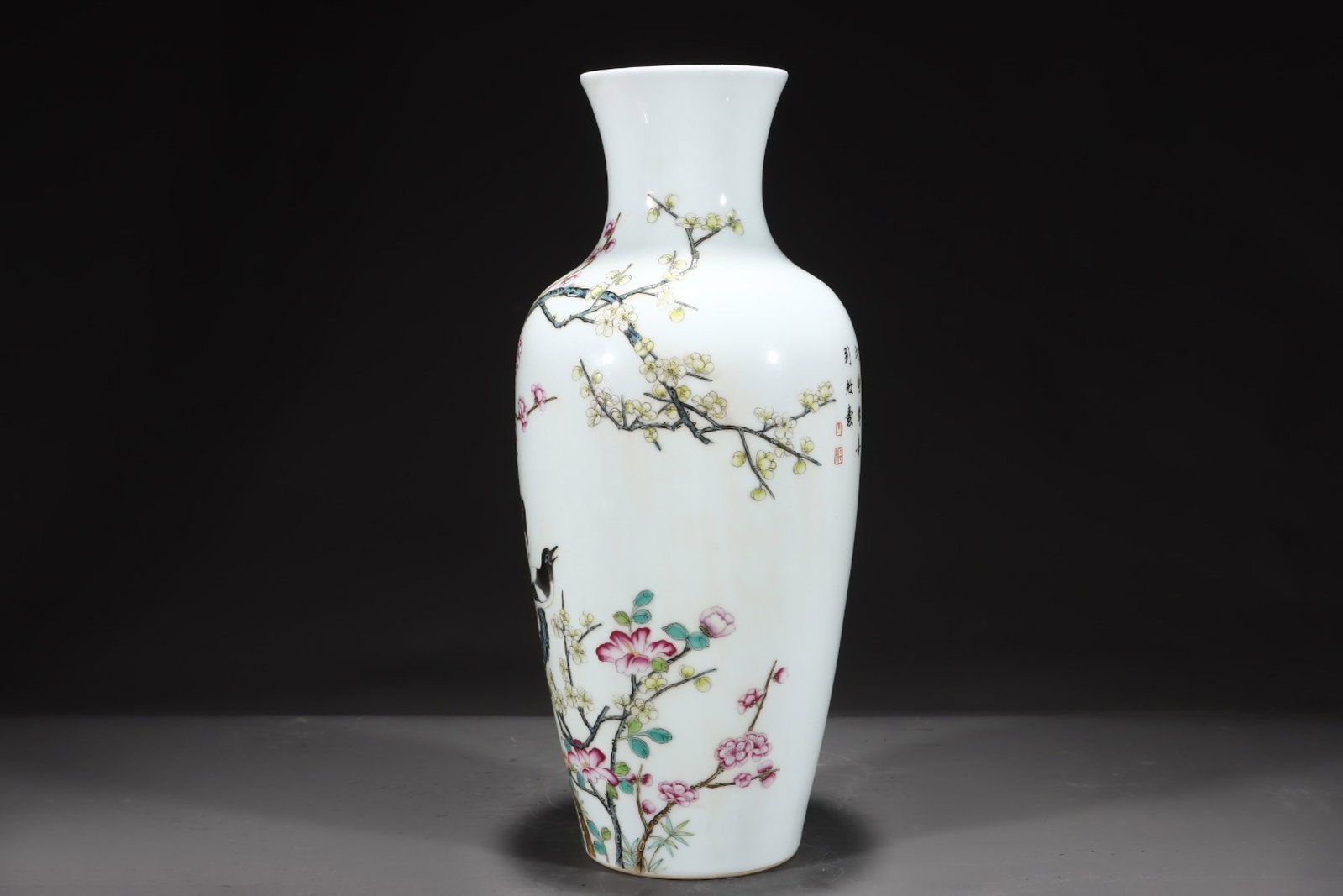 An Exquisite Famille-Rose Flower and Bird Pattern with poem Vase,With Vertical Scroll Painting on: An Exquisite Famille-Rose Flower and Bird Pattern with poem Vase,With Vertical Scroll Painting on Silk,Qing Dynasty,China,with Qianlong Six-character Mark,Size:15.2inx6.3in,Without frame Size:24.4inx1