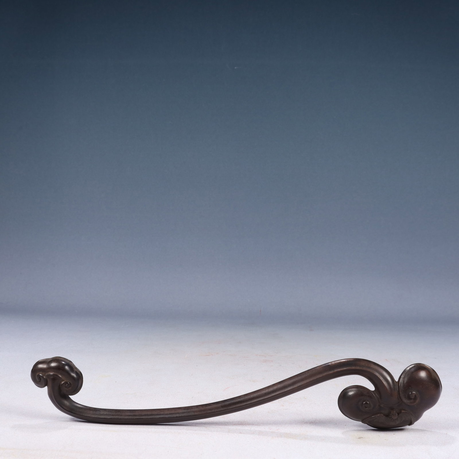 A Rare Zitanwood Ganoderma lucidum-Shaped Ruyi (1 of 8)