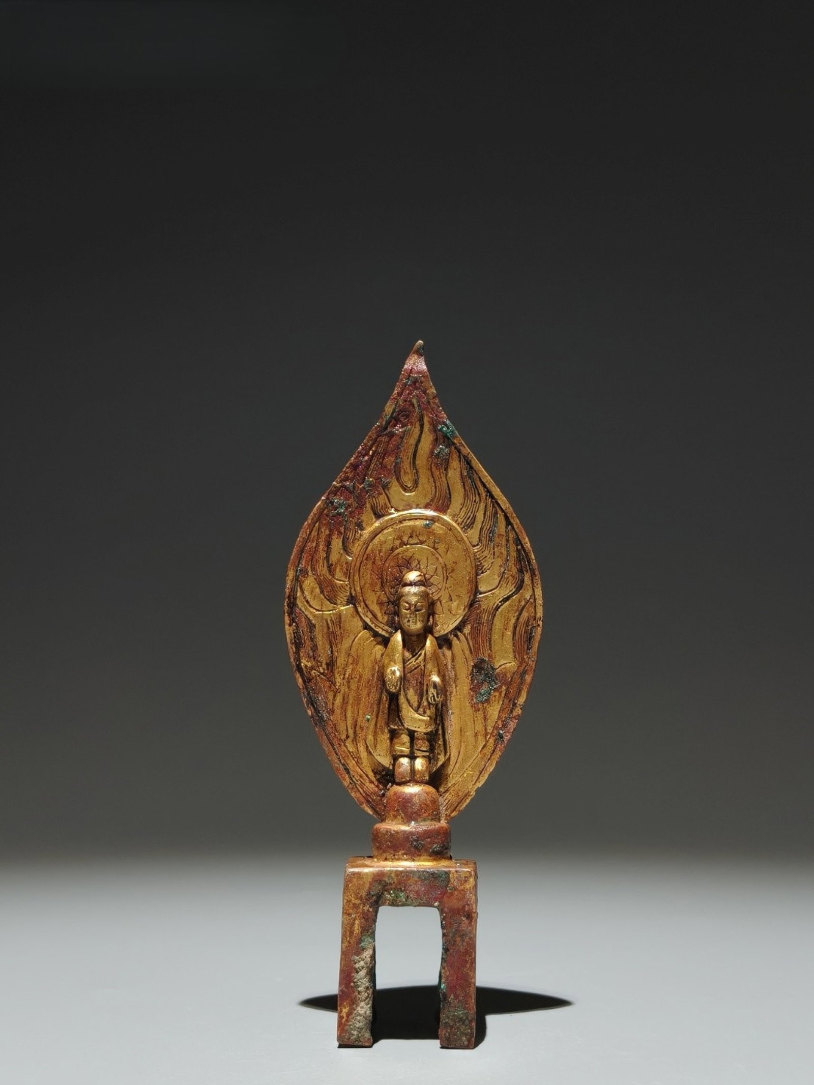 A Solemn Gilt Bronze Statue of Avalokitesvara: A Solemn Gilt Bronze Statue of Avalokitesvara,N.Wei,China,Size:6.5inx2.4inx0.8in 铜鎏金观音像,中国北魏时期