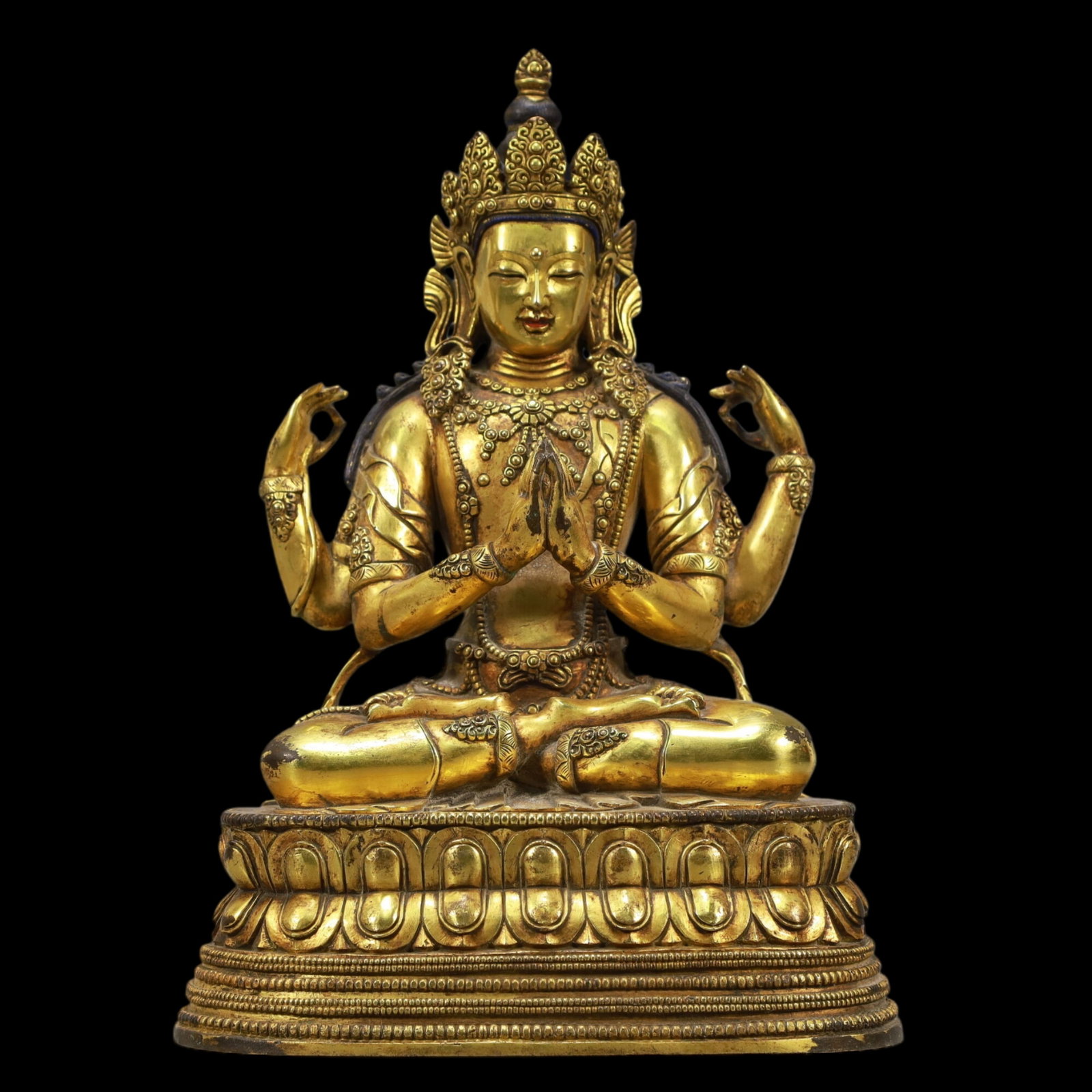 A Solemn Gilt Bronze Statue of Four-arms Guanyin: A Solemn Gilt Bronze Statue of Four-arms Guanyin,Ming Dynasty, China,Size:7.7inx4.7inx10.6in,Weight:4145g 铜鎏金四臂观音像,中国明É