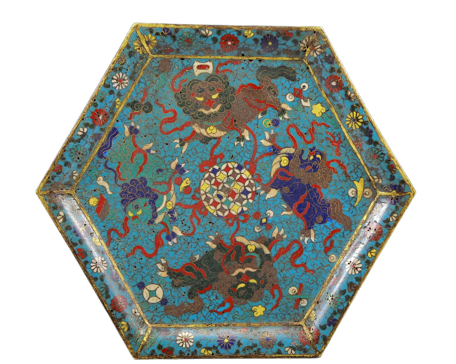 An Exquisite Cloisonne Lotus and Lion Pattern Dish: An Exquisite Cloisonne Lotus and Lion Pattern Dish,Ming Dynasty, China,Jingtai Four-character Mark,Size:9.8inx0.5in,Weight:890g 景泰蓝缠枝莲狮纹盘