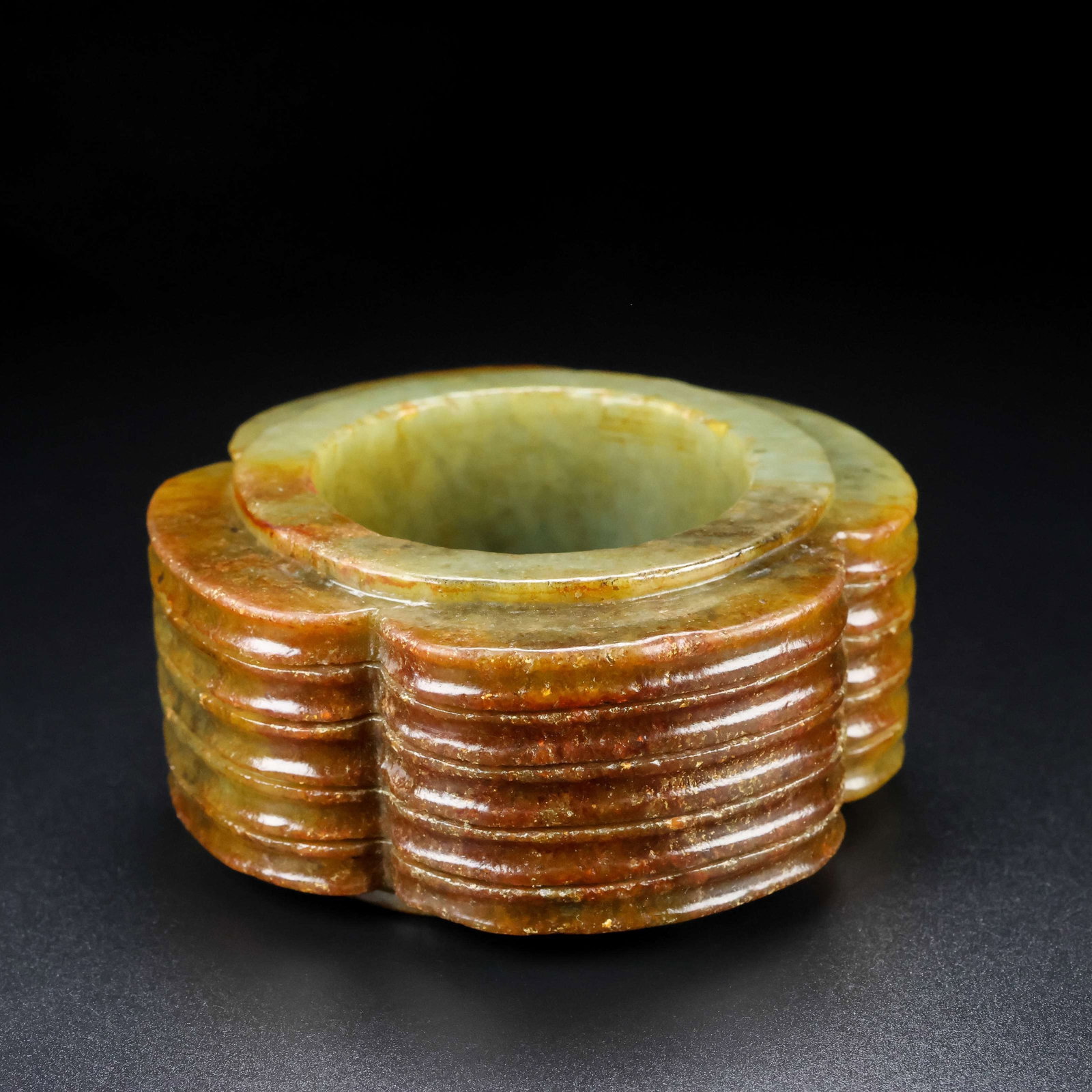 An Exquisite White Jade Jade Cong: An Exquisite White Jade Jade Cong,Qing Dynasty,China,Size:1.6inx3in,Weight:253g 白玉玉琮,中国清代