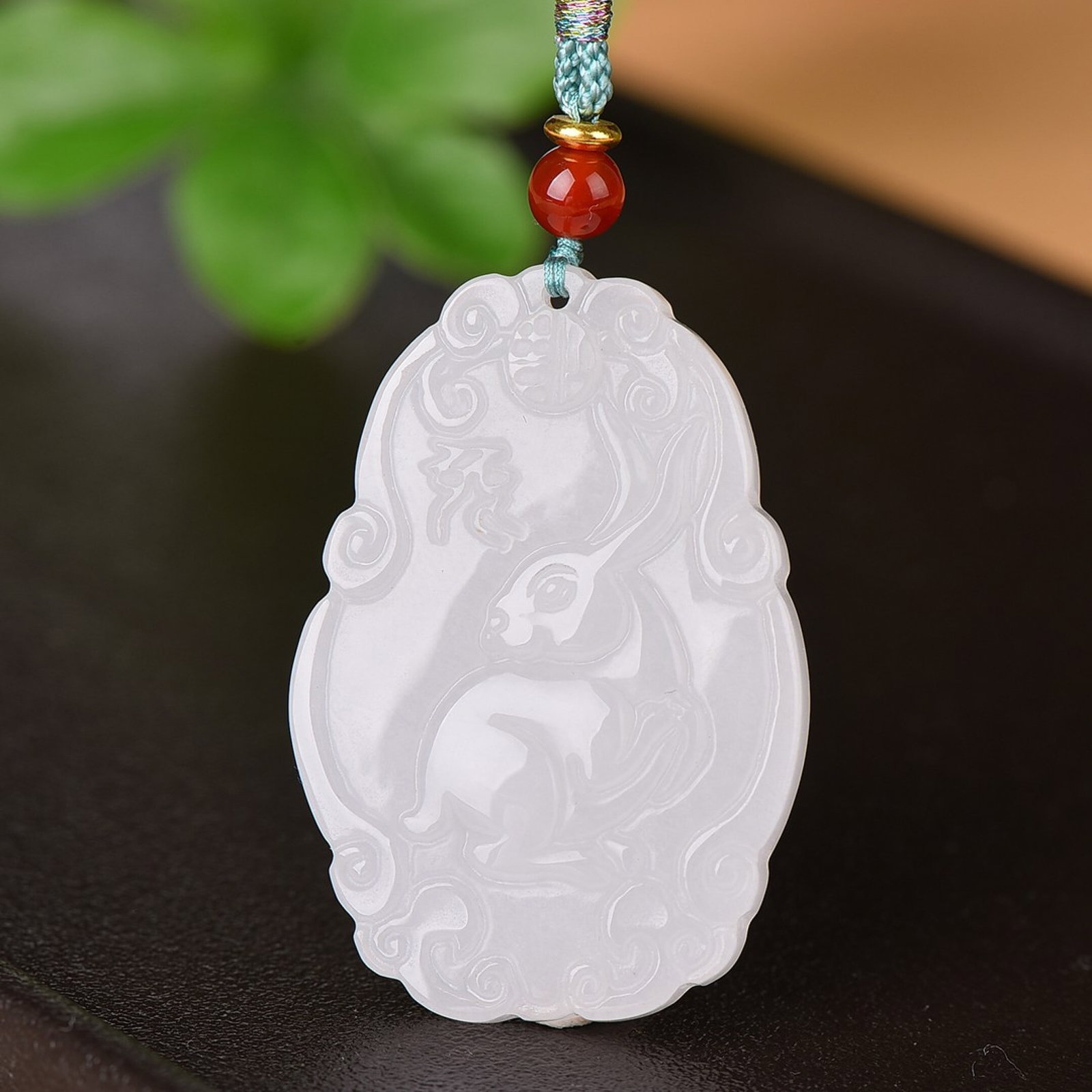 An Exquisite White Jade Rabbit Pattern Pendant: An Exquisite White Jade Rabbit Pattern Pendant,Size:32mmx47mm 白玉兔纹挂件