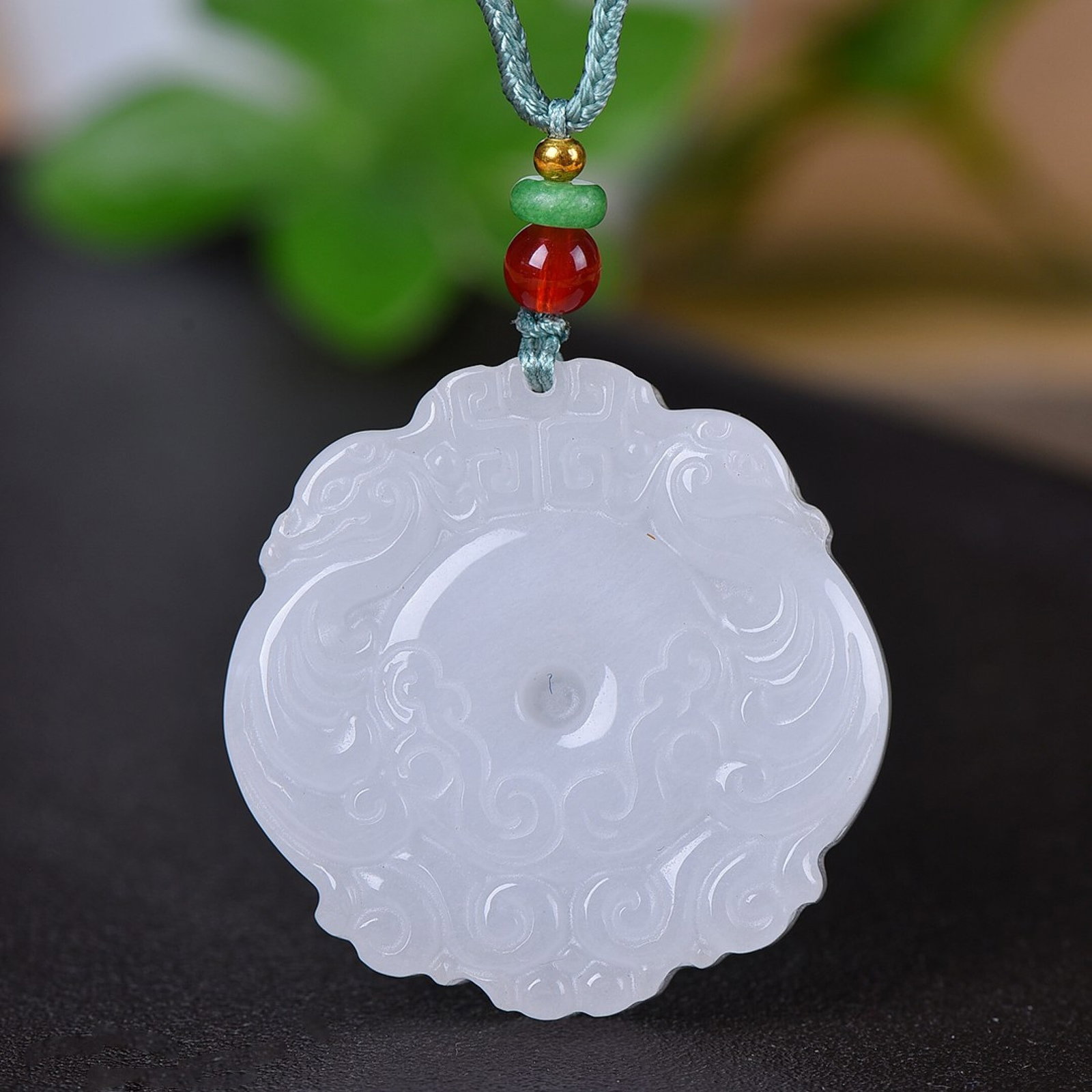 An Exquisite White Jade Phoenix Pattern Pendant: An Exquisite White Jade Phoenix Pattern Pendant,Size:41mmx41mm 白玉凤纹挂件