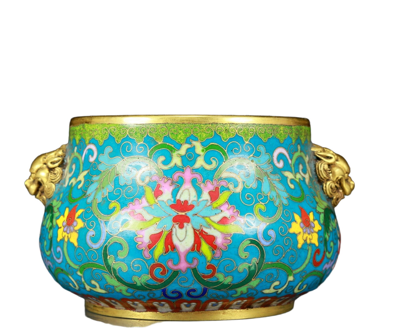 An exquisite cloisonn?? tangled lotus pattern animal ear censer: An exquisite cloisonné censer with lotus pattern and animal ears. The application of filigree technology makes the decoration of this collection more delicate and three-dimensional. This collecti