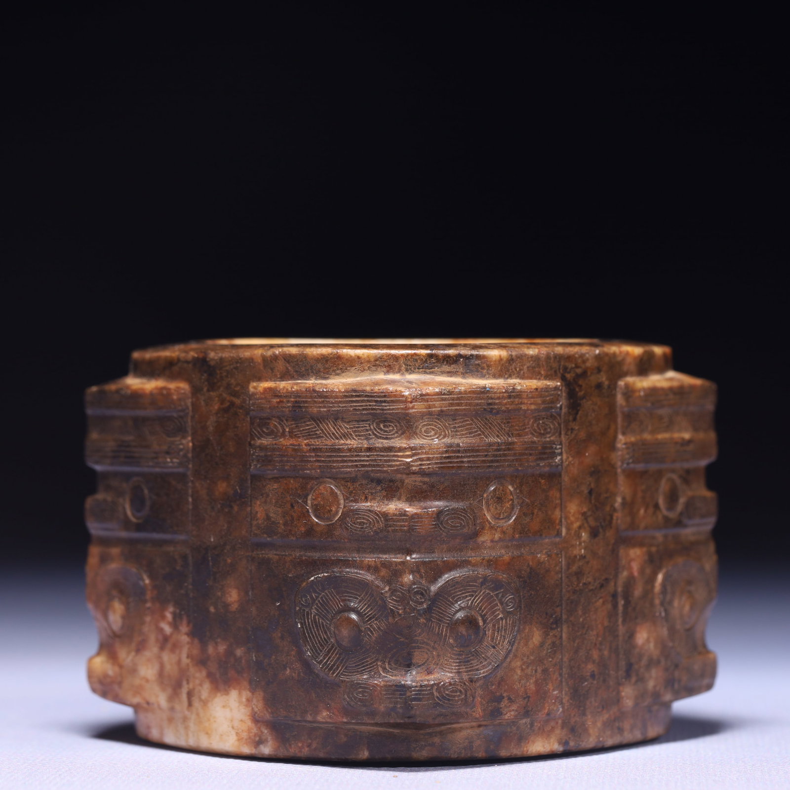 An Archaic Hongshan Culture Yellow Jade Beast-Face Pattern Jade Cong: An Archaic Hongshan Culture Yellow Jade Beast-Face Pattern Jade Cong,Ancient Time,China,Size:3.1inx2.4in,Weight:471g 红山文化黄玉兽面纹玉