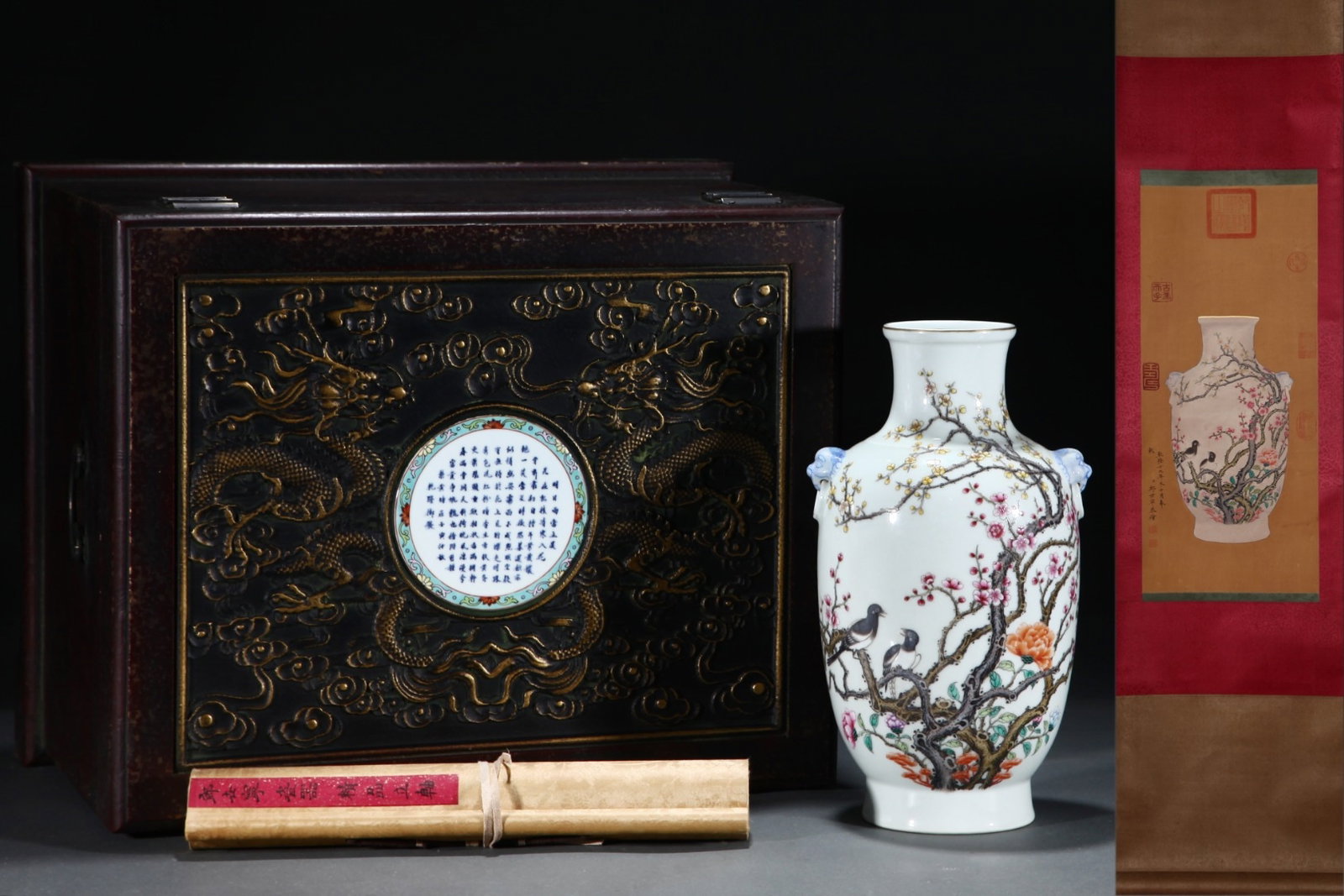 An Exquisite Famille-Rose Flower and Bird Pattern with poem Double-Ears Painted Gold Vase,With: An Exquisite Famille-Rose Flower and Bird Pattern with poem Double-Ears Painted Gold Vase,With Vertical Scroll Painting on Silk,Qing Dynasty,China,with Qianlong Six-character Mark,Size:13.1inx7.5in,Wi