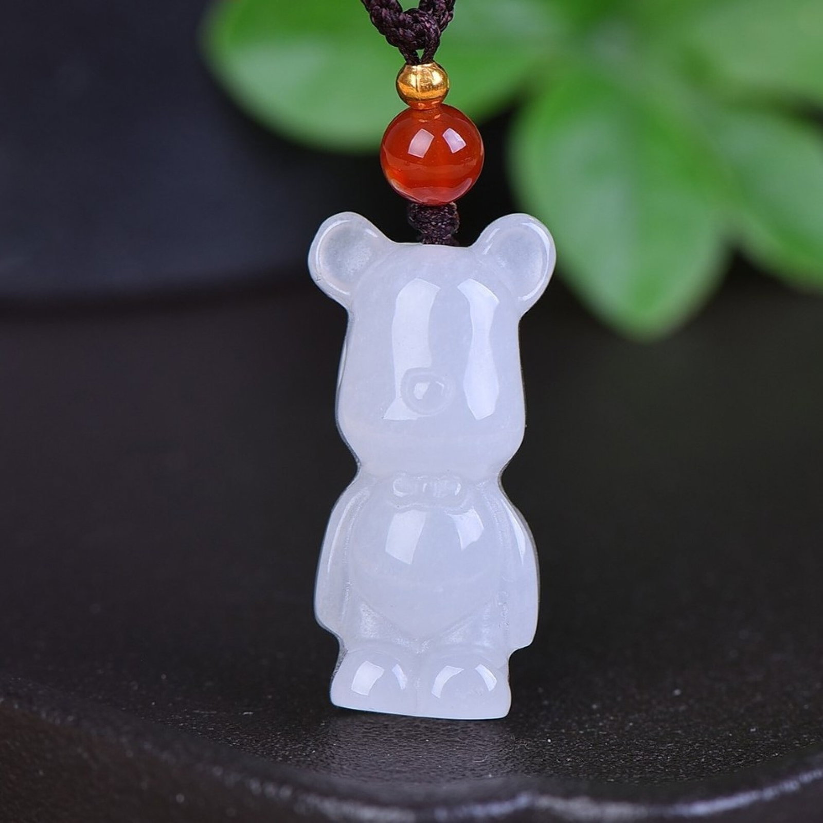 An Exquisite White Jade Pendant: An Exquisite White Jade Pendant,Size:13mmx40mm 白玉挂件