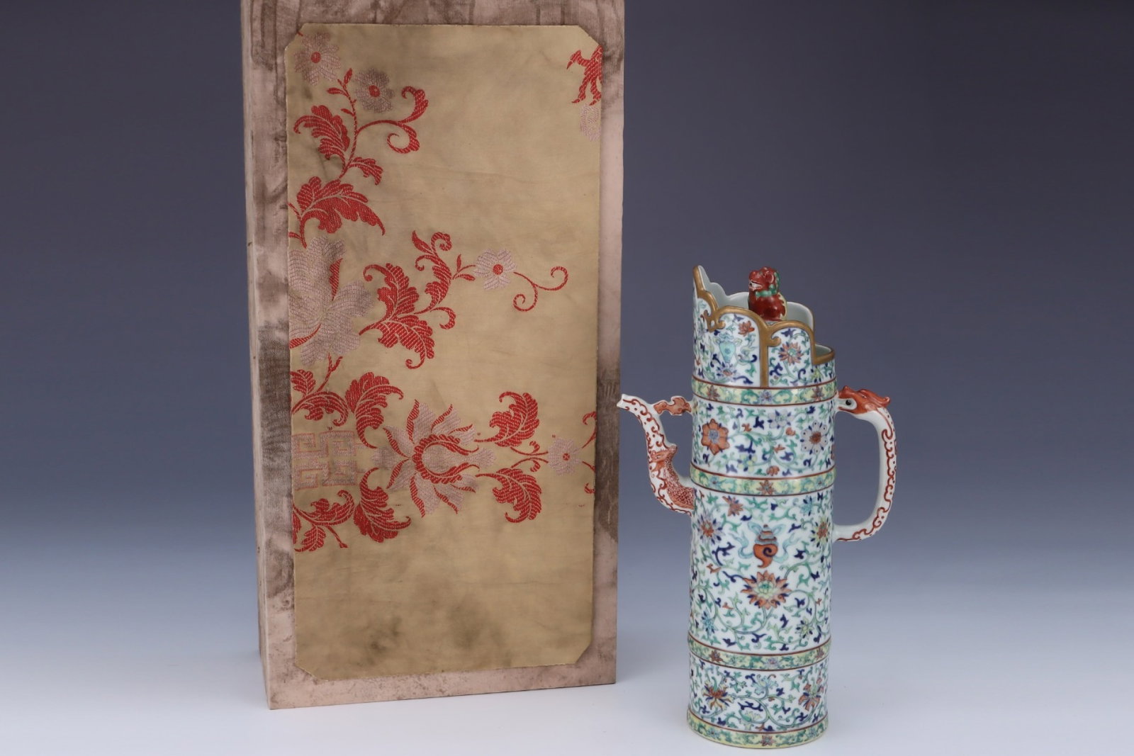 A Rare Doucai Painted Gold Lotus Pattern Pot: A Rare Doucai Painted Gold Lotus Pattern Pot,Qing Dynasty,China,Qianlong Six-character Mark,Size:13inx7.6in