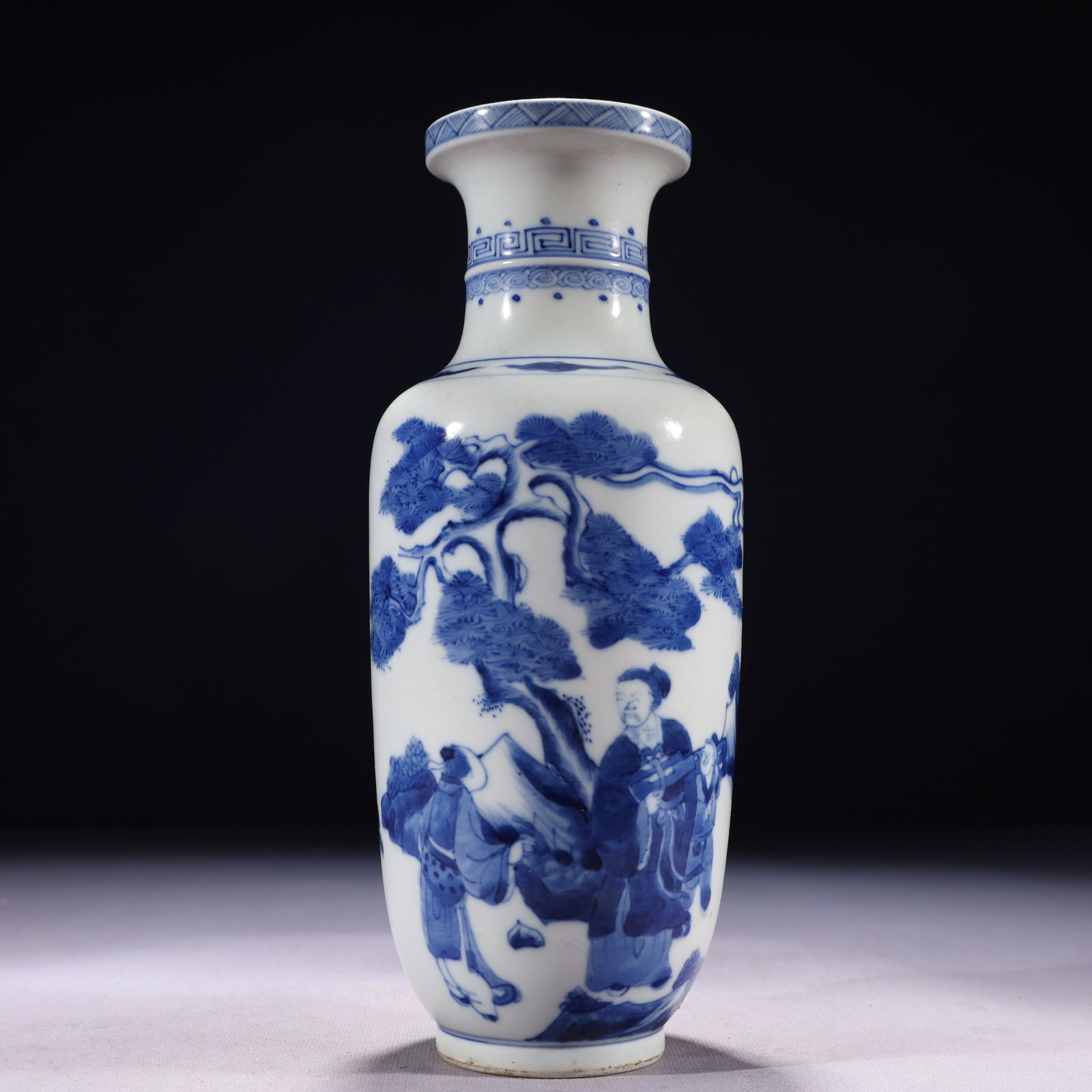 An Exquisite Blue and White Character and Story Pattern Vase: An Exquisite Blue and White Character and Story Pattern Vase,Qing Dynasty,China,Kangxi Four-character Mark,Size:3.5inx9.8in,Weight:800g 青花人物故事纹瓶