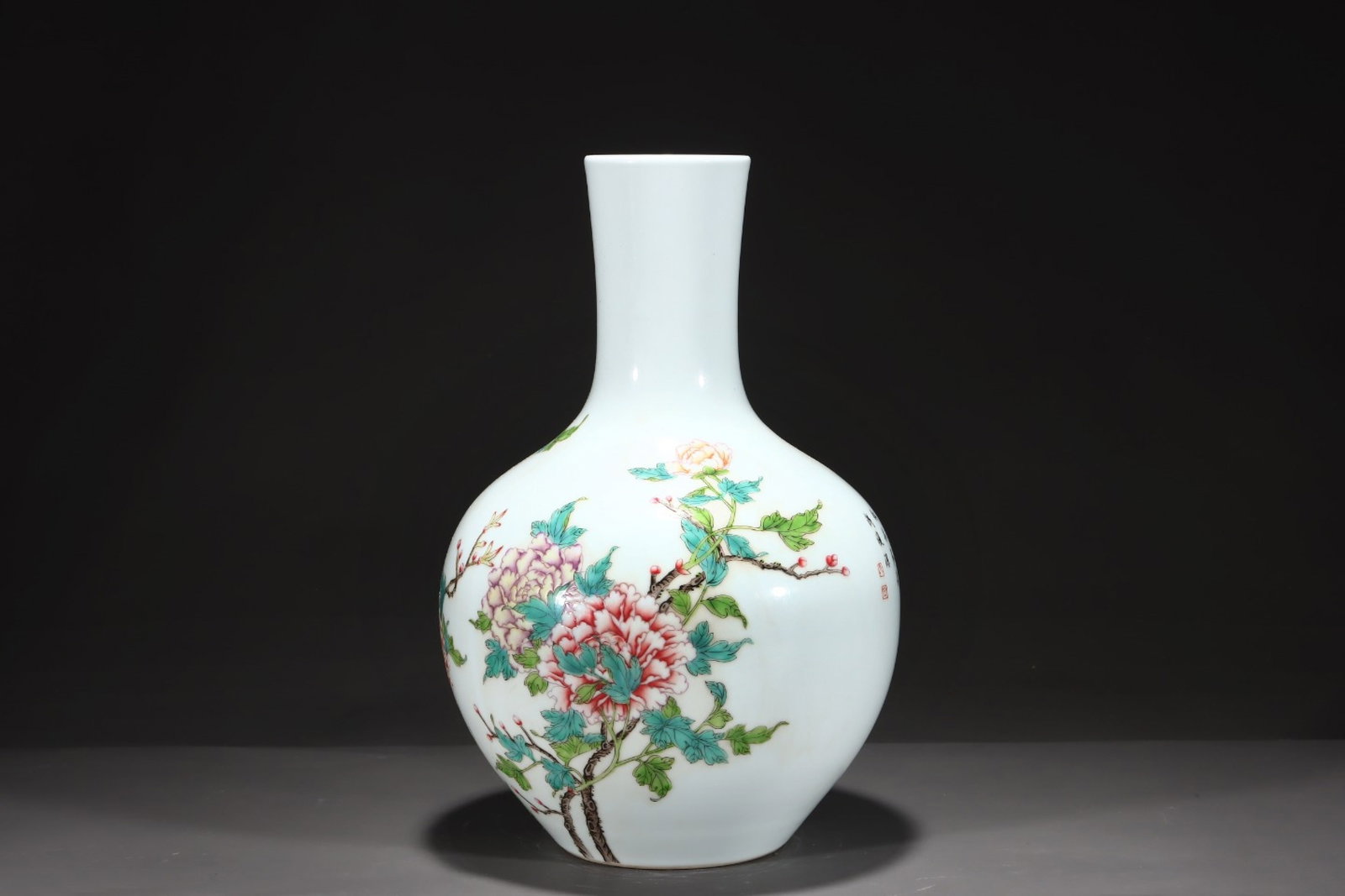 An Exquisite Famille-Rose Flower and Bird Pattern with poem Vase,With Vertical Scroll Painting on: An Exquisite Famille-Rose Flower and Bird Pattern with poem Vase,With Vertical Scroll Painting on Silk,Qing Dynasty,China,with Qianlong Six-character Mark,Size:13.1inx8.3in,Without frame Size:24.4inx1