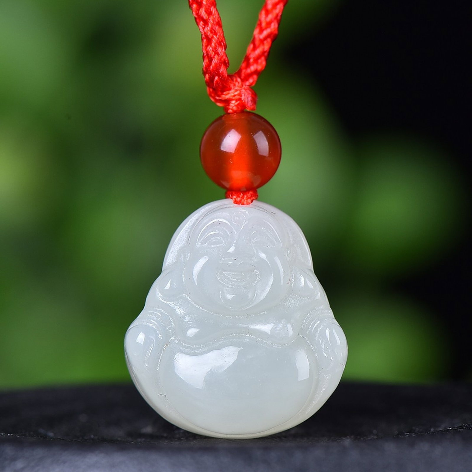 An Exquisite White Jade Maitreya Buddha Pendant: An Exquisite White Jade Maitreya Buddha Pendant,Size:18mmx19mm (寓意)吉祥 心怀天下 能容天下事 白玉弥