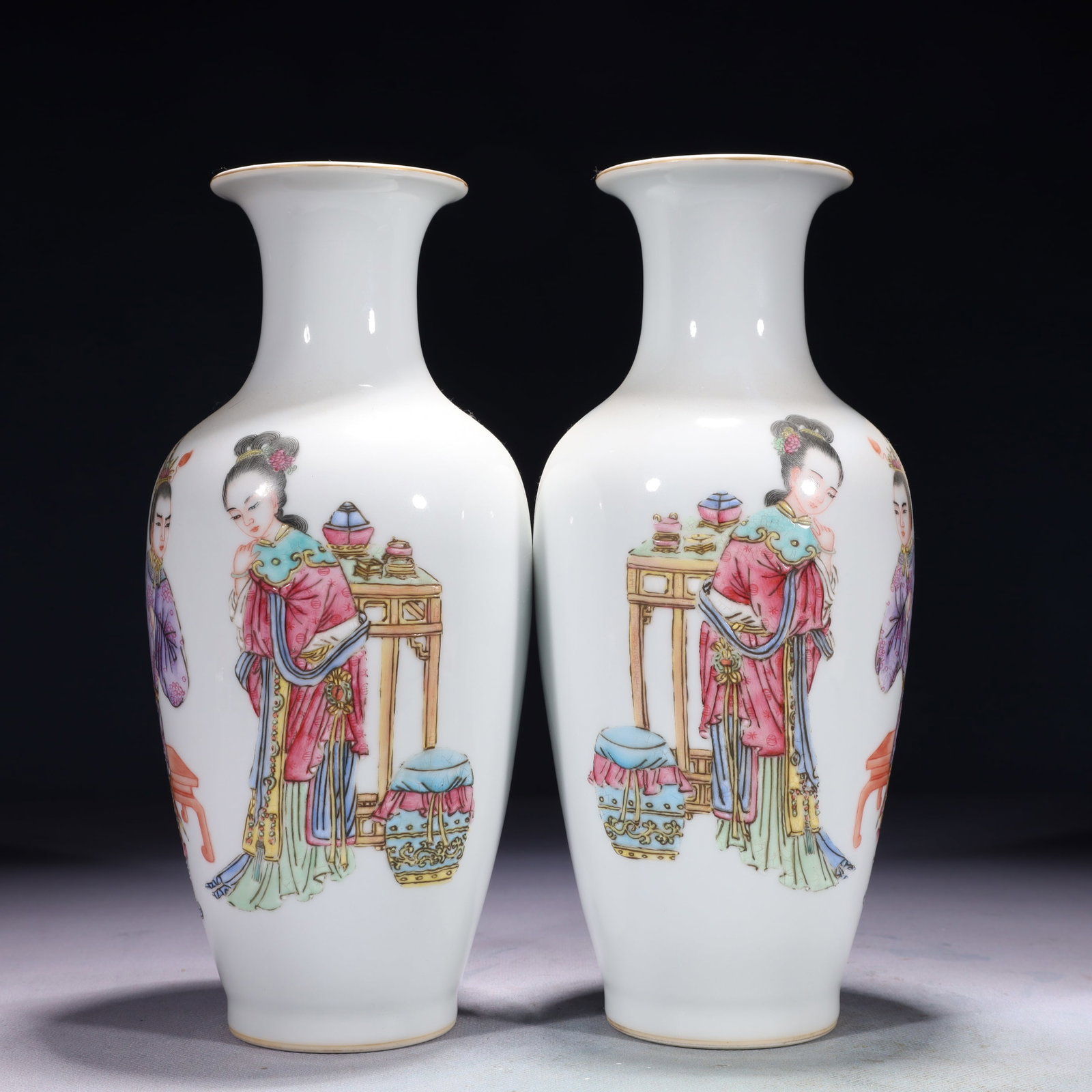 A Pair of Exquisite Famille-Rose Character A Pair of d Story Pattern Vase,with poem (1 of 16)