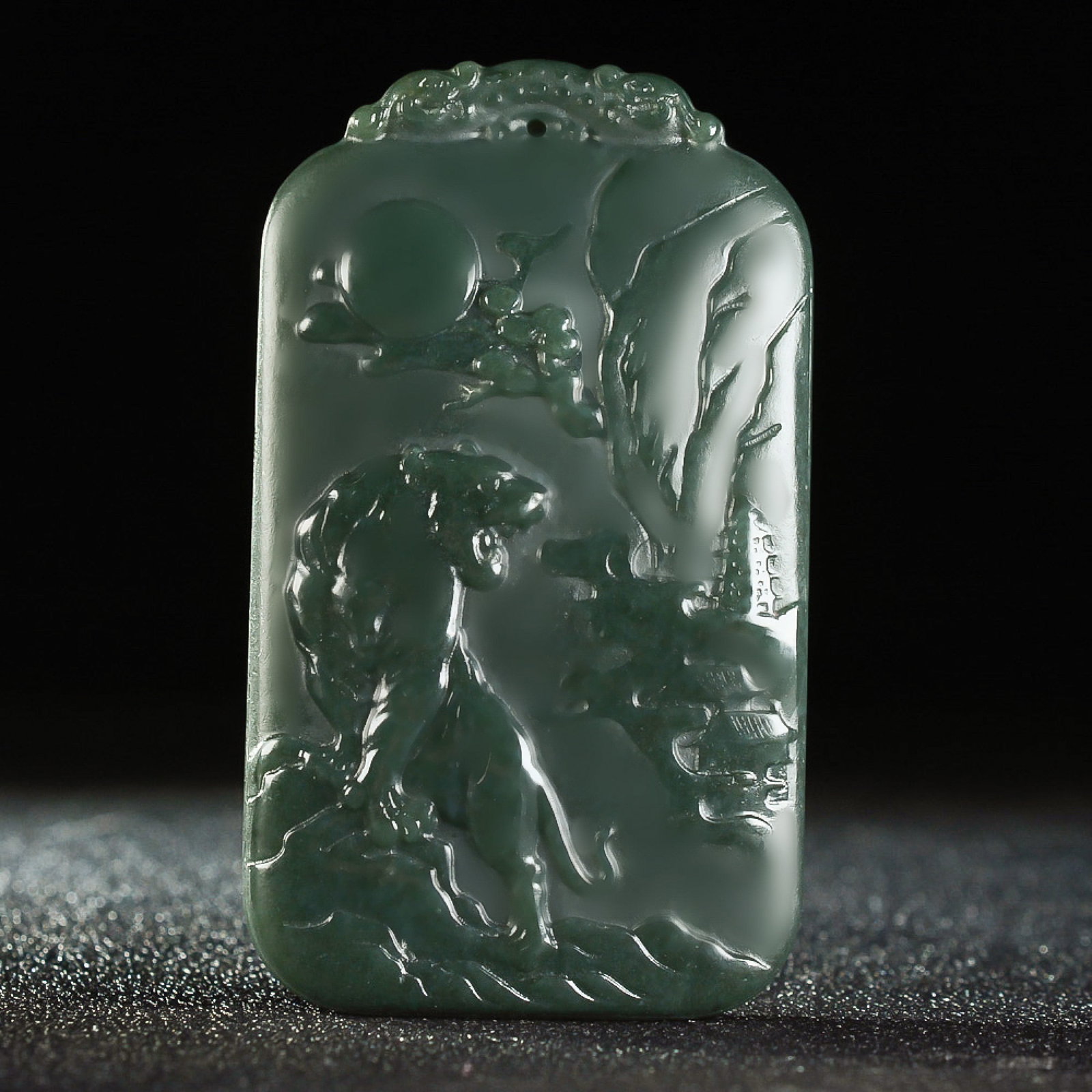 An Exquisite Jasper Tiger Pattern Pendant: An Exquisite Jasper Jade Tiger Pattern Pendant,Size:69mmx40mm 碧玉虎纹挂件