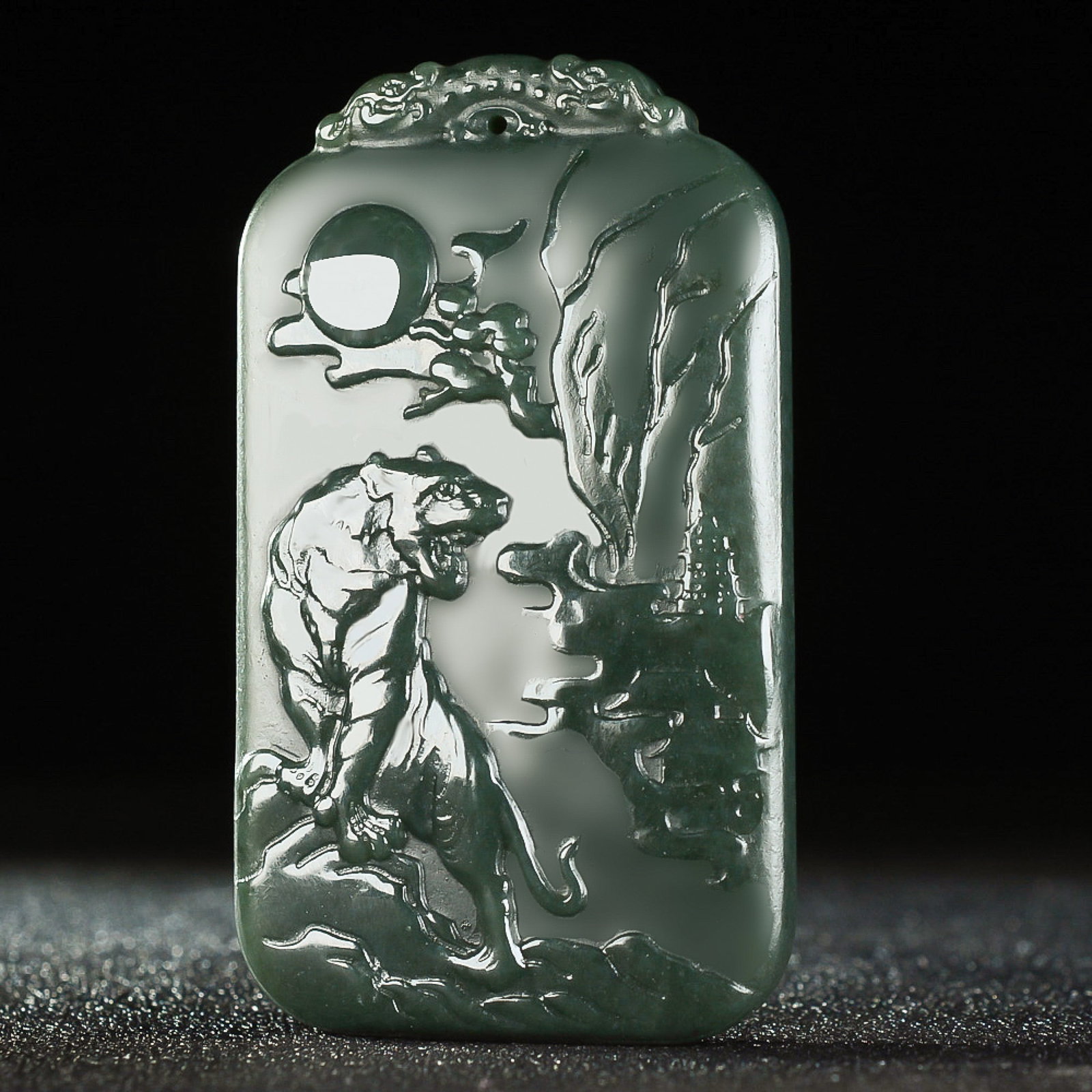 An Exquisite Jasper Tiger Pattern Pendant - 3
