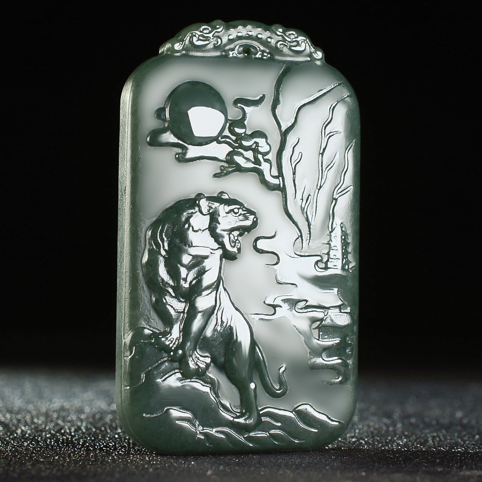 An Exquisite Jasper Tiger Pattern Pendant - 5
