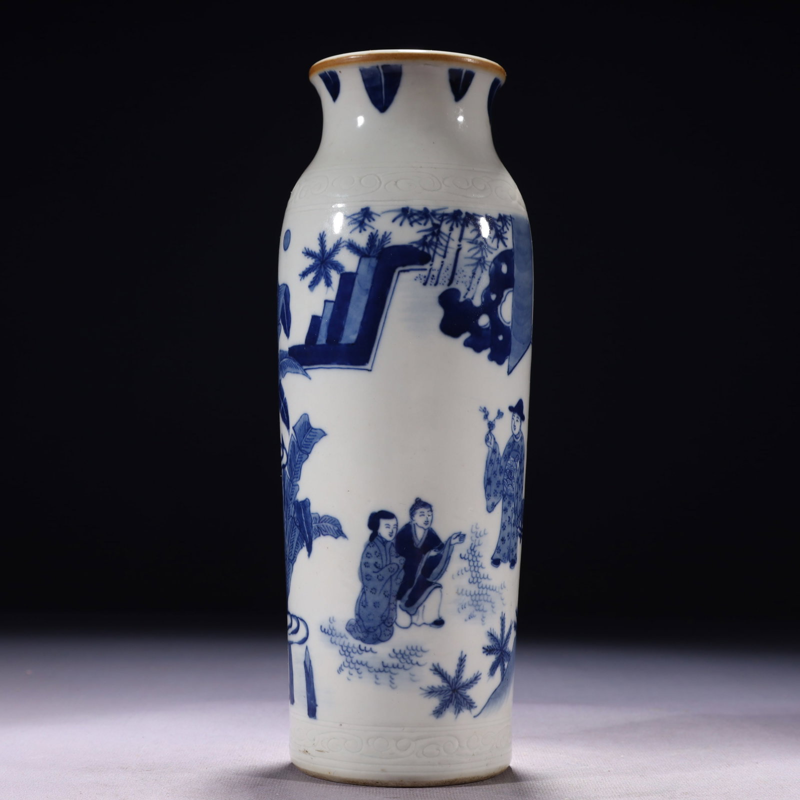 An Exquisite Blue and White Character and Story Pattern Vase: An Exquisite Blue and White Character and Story Pattern Vase,Qing Dynasty,China,Size:3.5inx10.2in,Weight:700g 青花人物故事纹瓶,中国清&