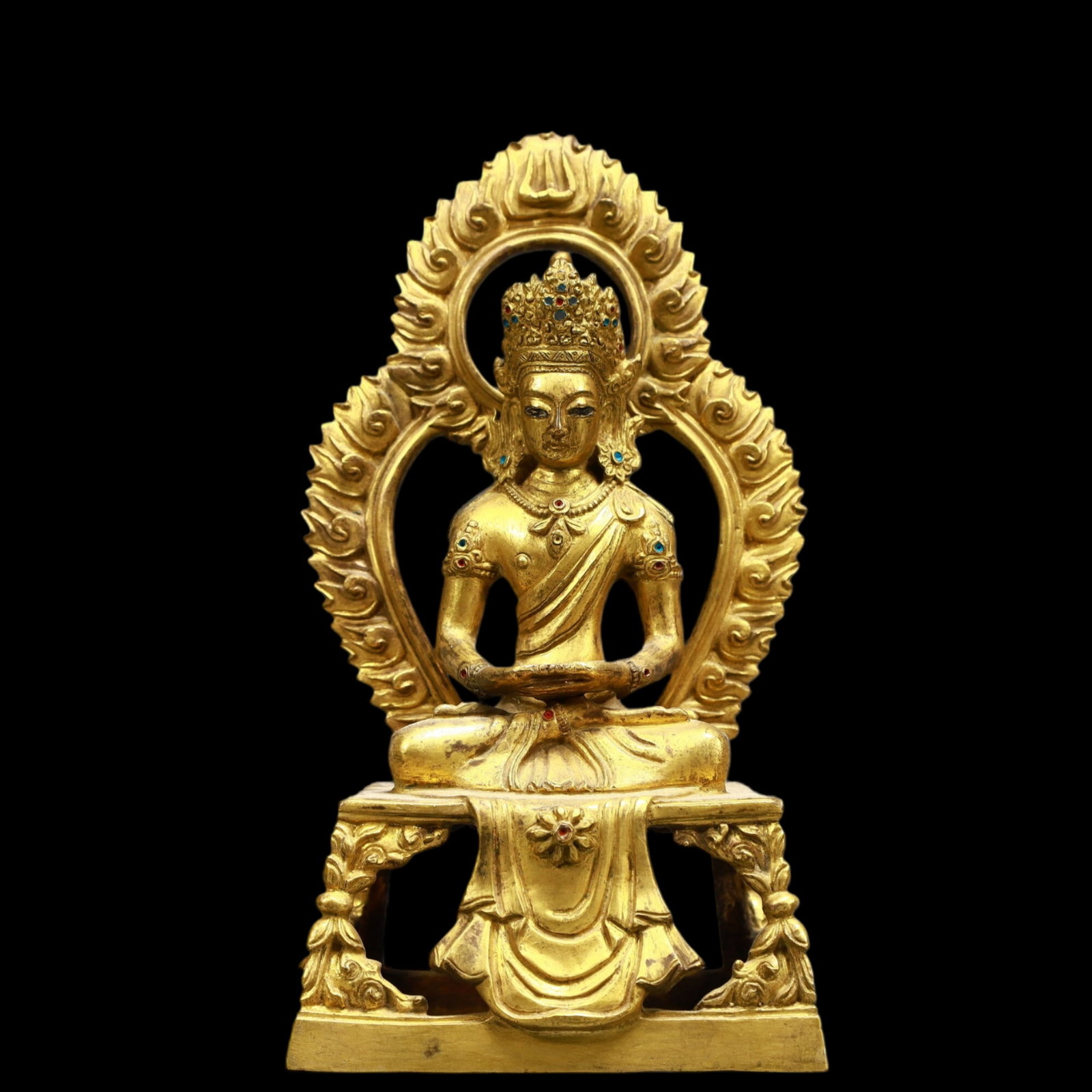 A Solemn Gilt Bronze Statue of Amitayus,Inlaid Gems: A Solemn Gilt Bronze Statue of Amitayus,Inlaid Gems,Qing Dynasty, China,Size:4.3inx3.5inx7.9in,Weight:1250g 铜鎏金无量寿佛像,嵌宝石,&#