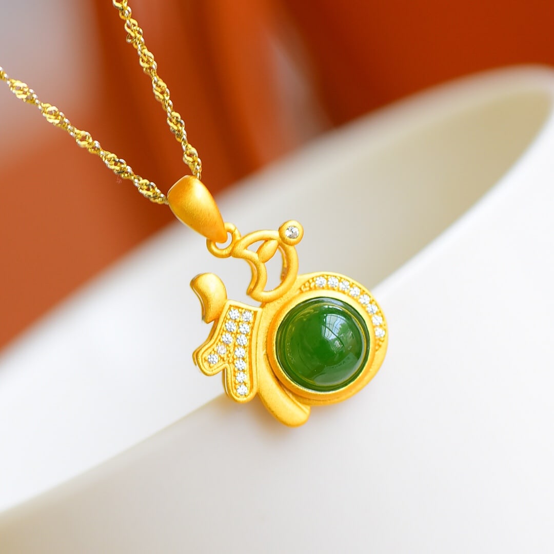 An Exquisite Sterling Silver-Gold Plated Inlaid Jasper Necklace,Inlaid Diamond: An Exquisite Sterling Silver-Gold Plated Inlaid Jasper Necklace,Inlaid Diamond,Size:8mmx8mm 纯银镀金镶碧玉项链,嵌钻石