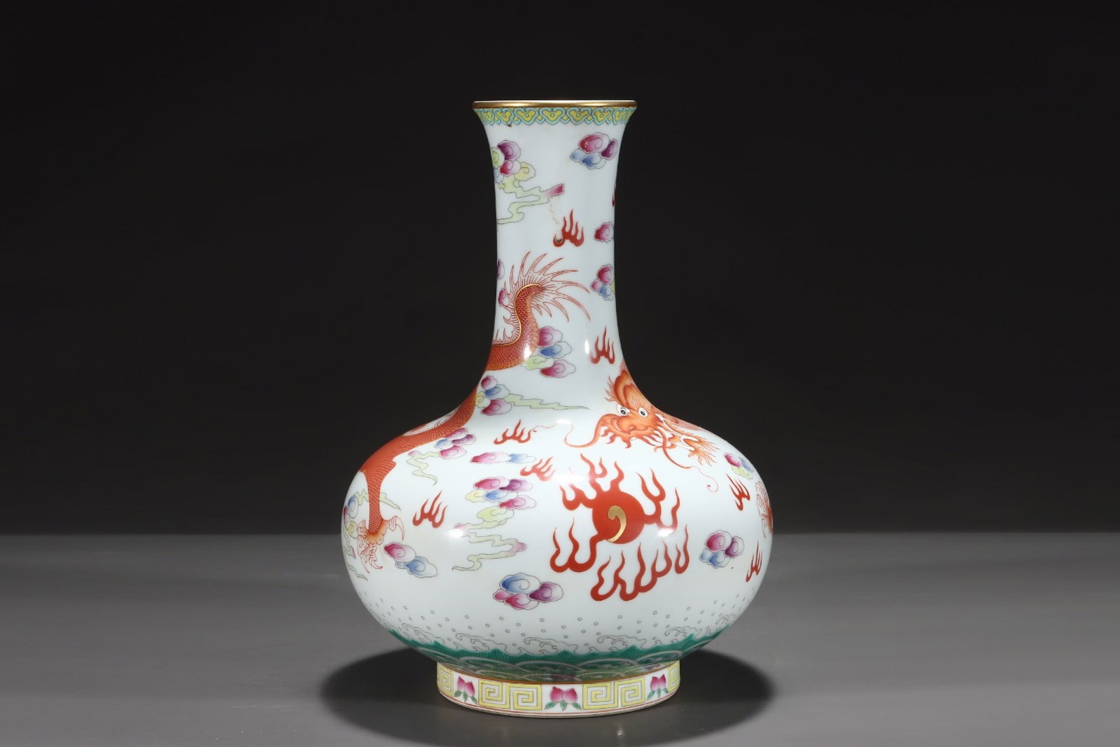An Exquisite Famille-Rose Iron-Red Auspicious Cloud Pattern Dragon Pattern Painted Gold Vase,With: An Exquisite Famille-Rose Iron-Red Auspicious Cloud Pattern Dragon Pattern Painted Gold Vase,With Vertical Scroll Painting on Silk,Qing Dynasty,China,with Qianlong Six-character Mark,Size:11.4inx8.3in