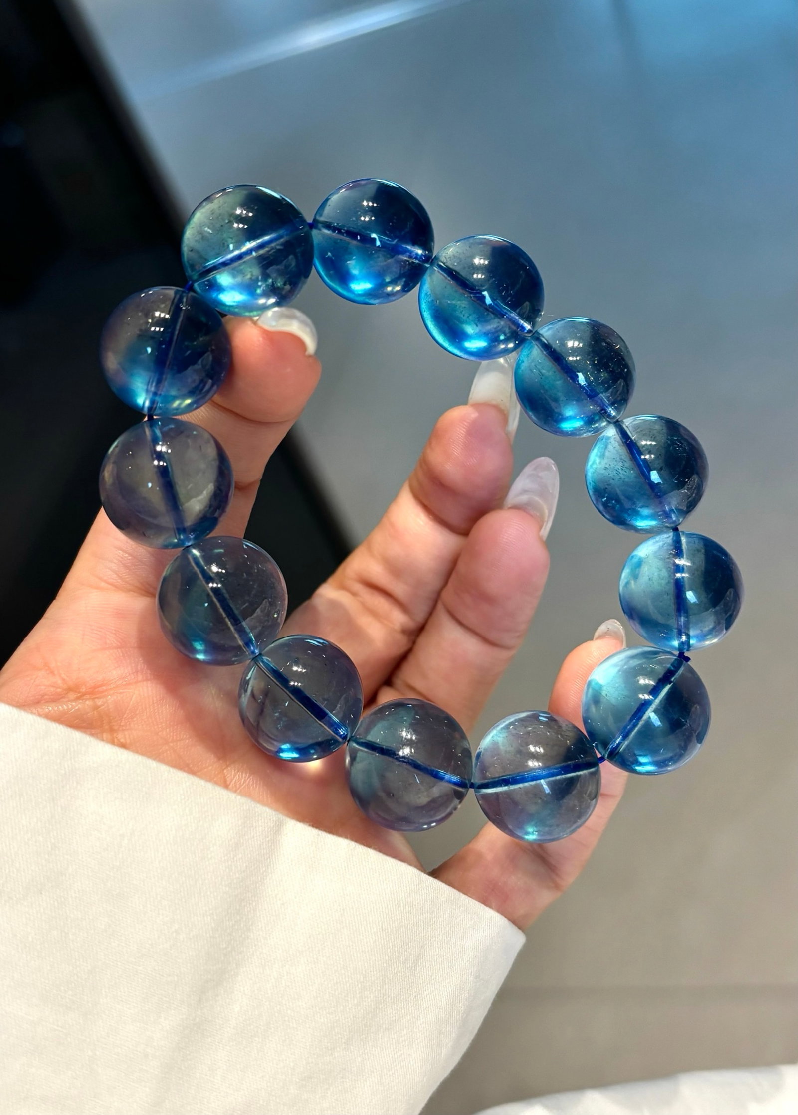 An Exquisite Aquamarine Bracelet: An Exquisite Aquamarine Bracelet,Size:17.5mm,Weight:97.3g 海蓝宝手串