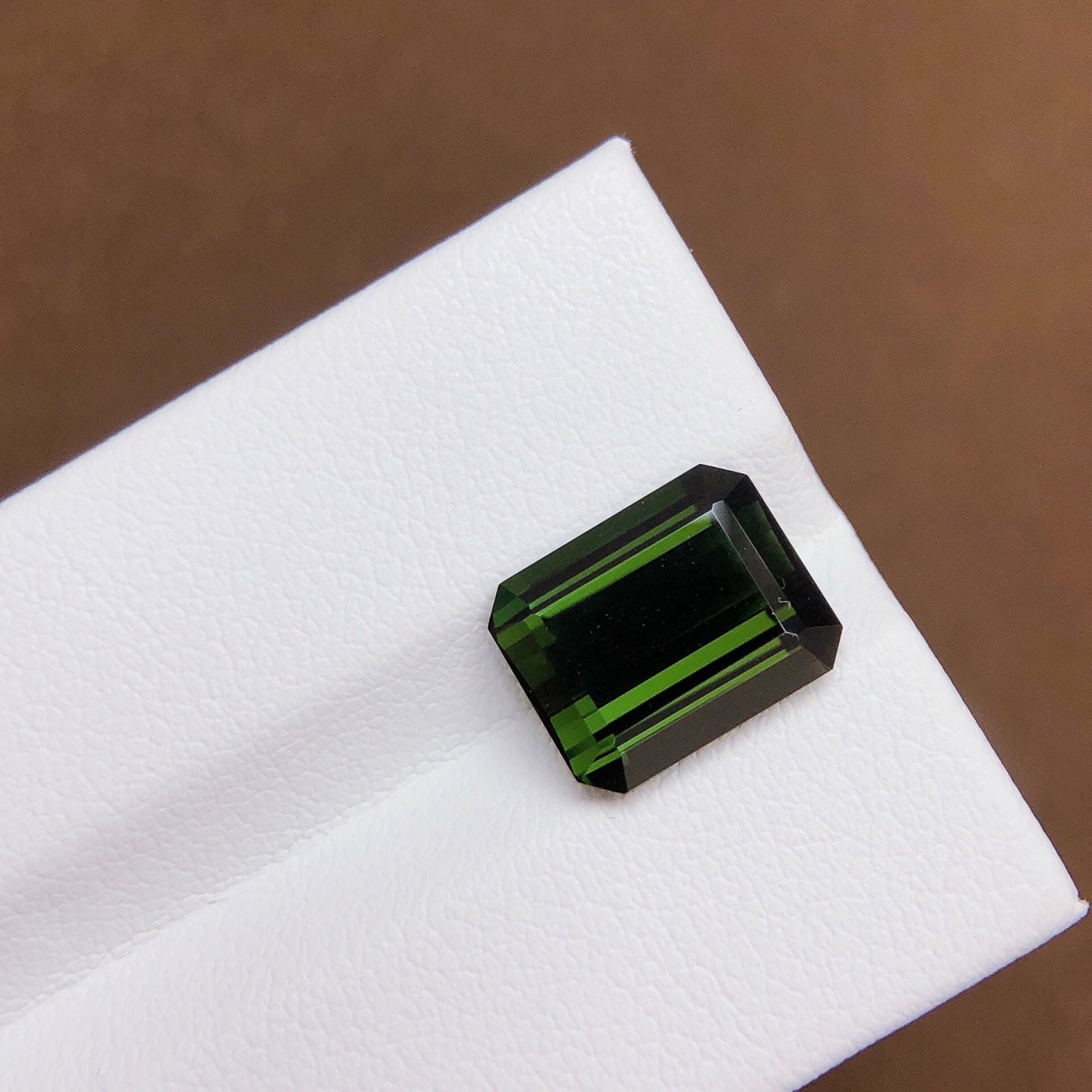 4.11Ctw Natural Tourmaline Loose: 4.11Ctw Natural Tourmaline Loose,Size:10.5mmx8.4mmx5.0mm 4.11Ctw天然碧玺裸石