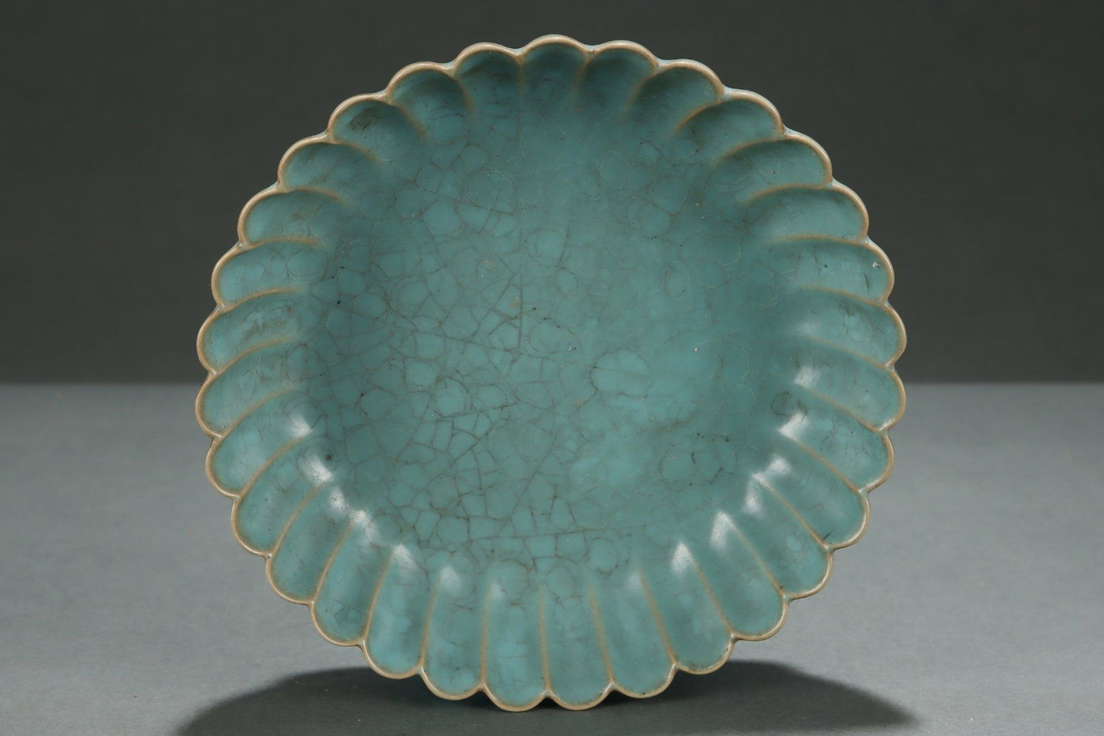 An Exquisite Ru yao Sky Blue Glazed Flower Pattern Plate (1 of 8)