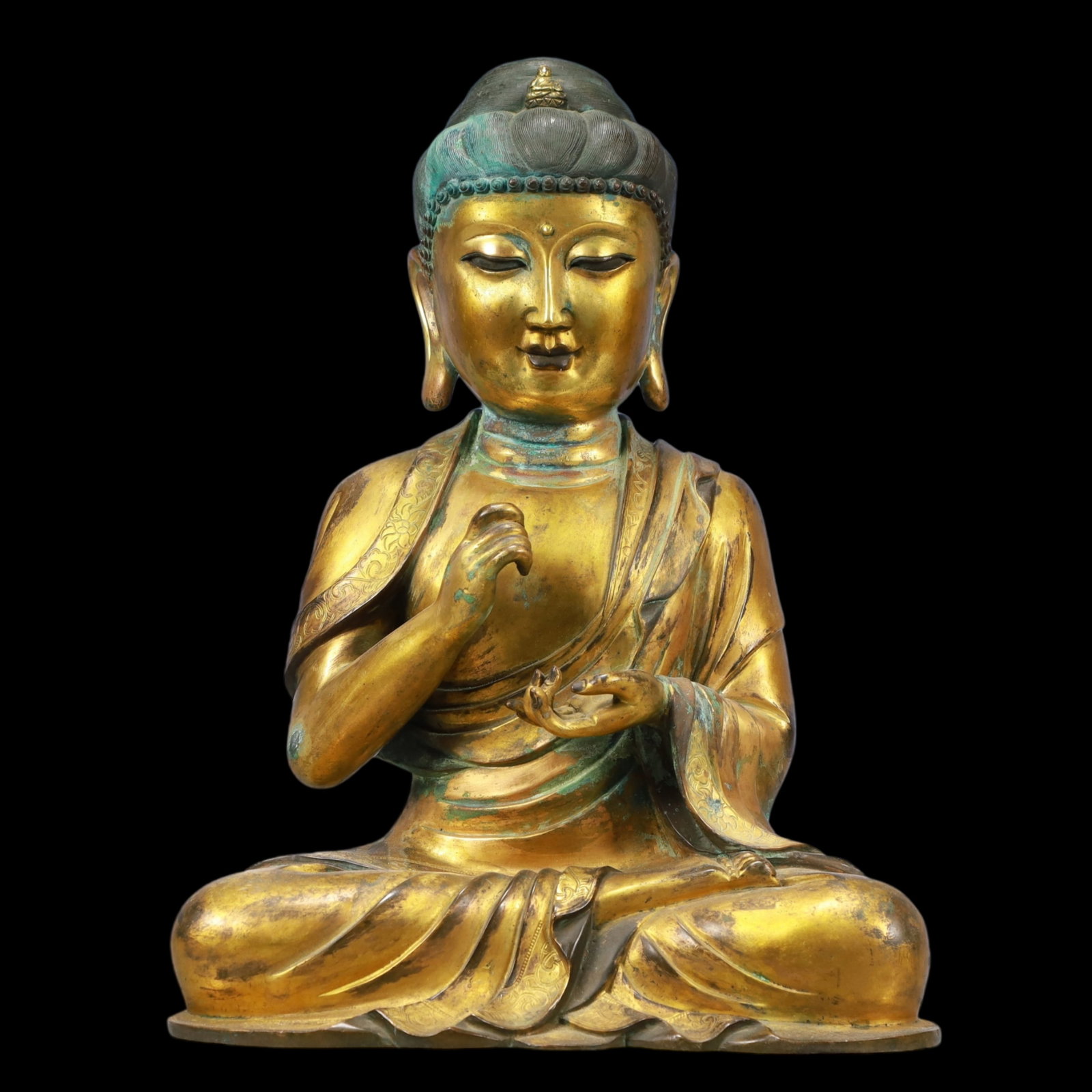 A Solemn Gilt Bronze Statue of Avalokitesvara: A Solemn Gilt Bronze Statue of Avalokitesvara,Ming Dynasty, China,Yong Le Six-character Mark,Size:11.2inx7.1inx15.2inWeigh:13600g