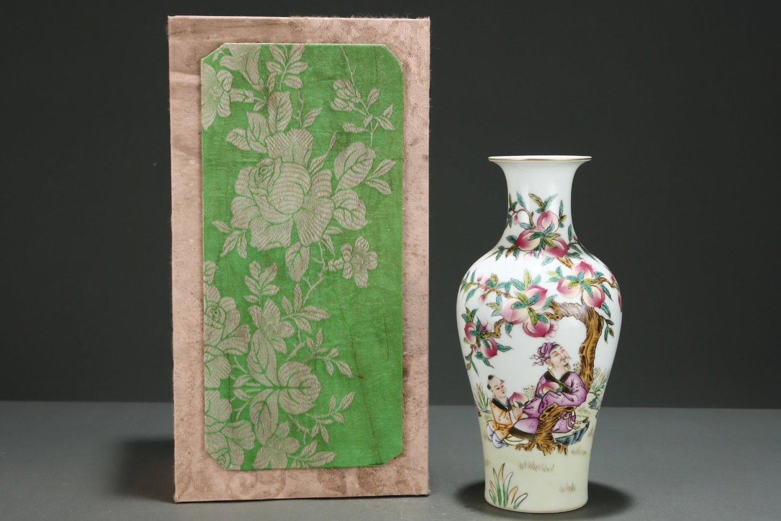 An Exquisite Famille-Rose Painted Gold Character and Story Pattern Vase,with poem: An Exquisite Famille-Rose Painted Gold Character and Story Pattern Vase,with poem,Qing Dynasty,China,Yongzheng Four-character Mark,Size:9.8inx4.4in