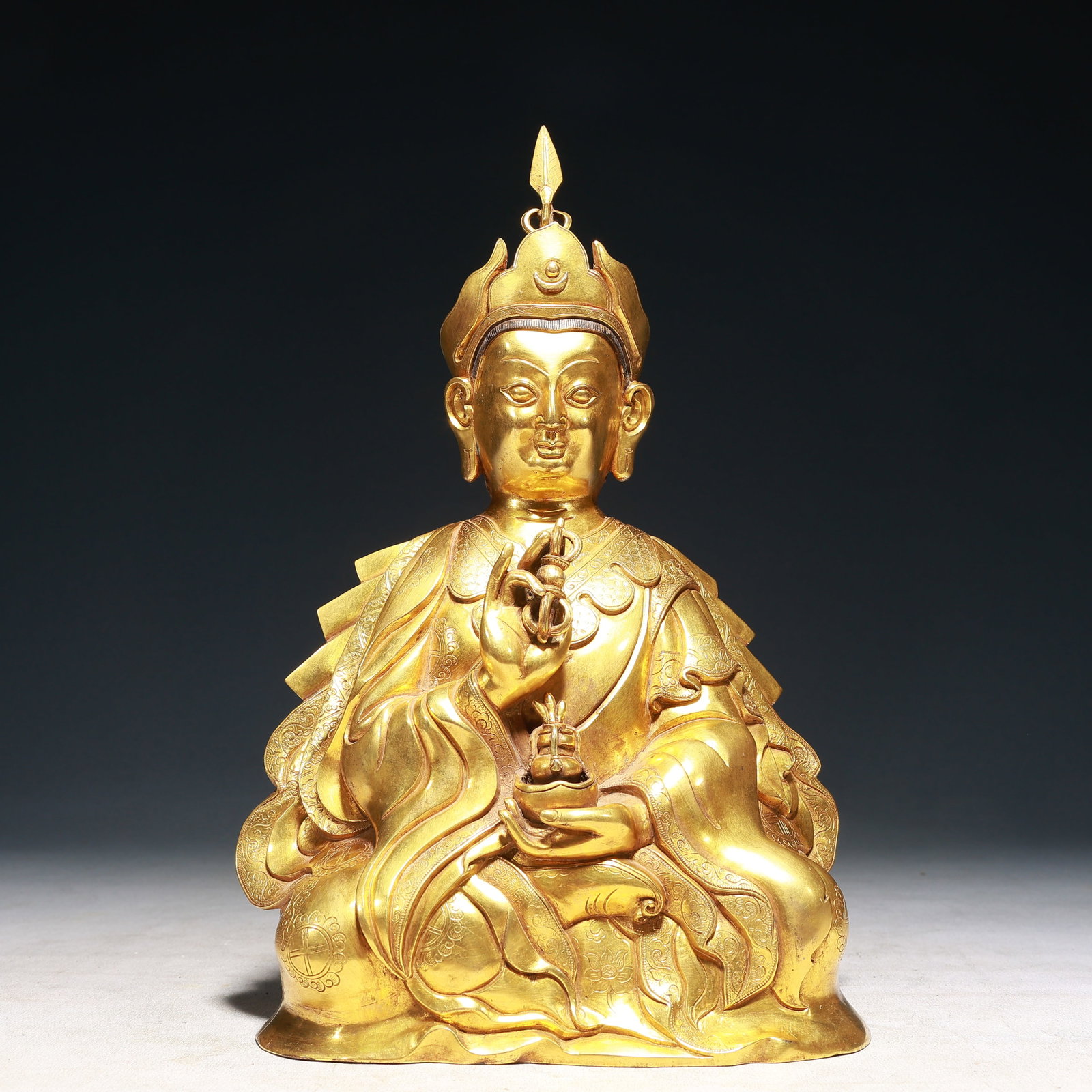 A Solemn Gilt Bronze Statue of Padma Sambhava: A Solemn Gilt Bronze Statue of Padma Sambhava,Qing Dynasty,China,Size:7.5inx3.5inx12.2in,Weight:4750g