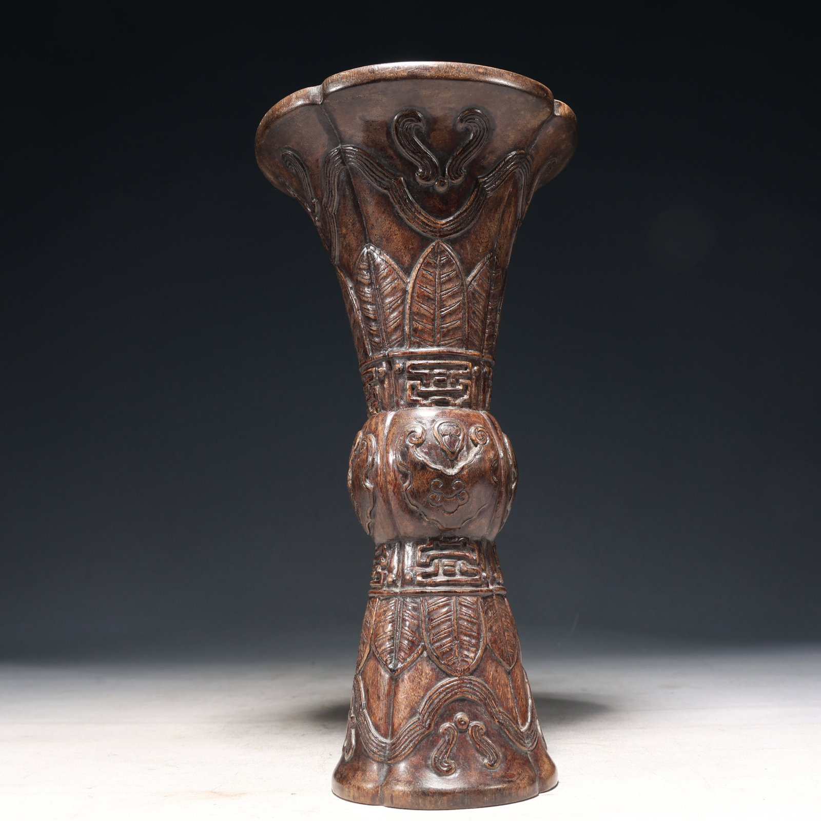 A Rare Eaglewood Vase - 5