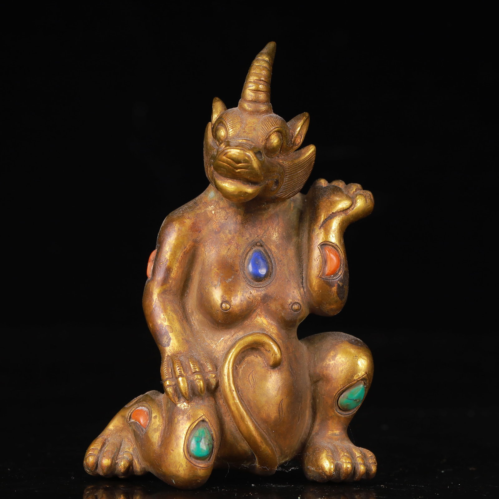 An Exquisite Gilt Bronze Unicorn Ornament,Inlaid Turquoise: An Exquisite Gilt Bronze Unicorn Ornament,Inlaid Turquoise,Qing Dynasty,China,Size:2.4inx1.6inx4.1in,Weight:606g