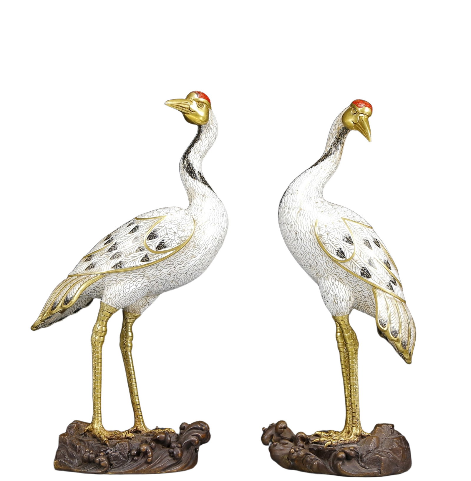 An Exquisite Famille-Rose Children at Play Pattern Double-handled Snuff Bottle: A Pair of Rare Cloisonne Crane Ornaments,Qing Dynasty, China,Qianlong Four-character Mark,Size:7.9inx4.7inx15in,Total Weight:3270g 一对景泰蓝鹤摆件ʌ
