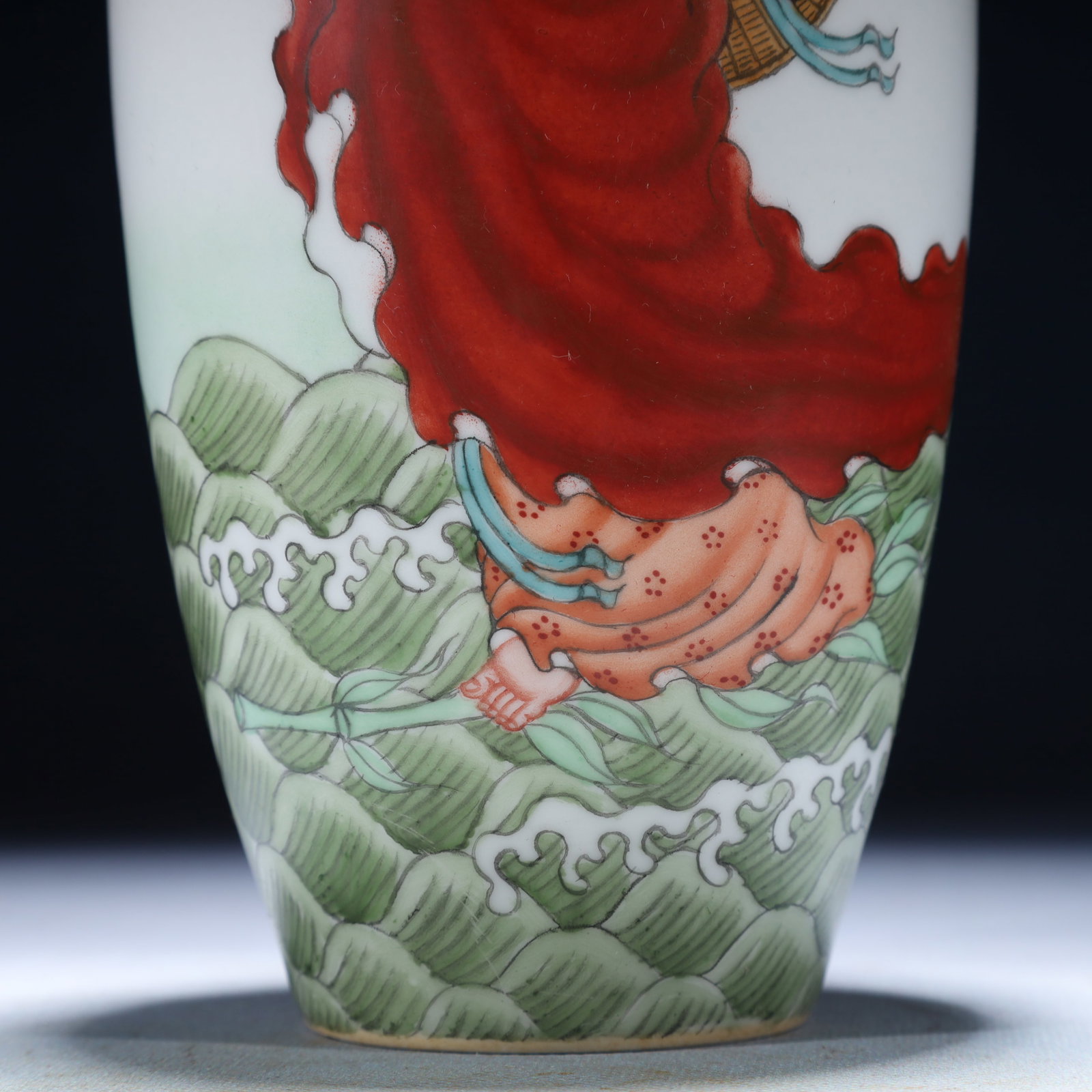 An Exquisite Gilt Figure Pattern Libation Cup - 3