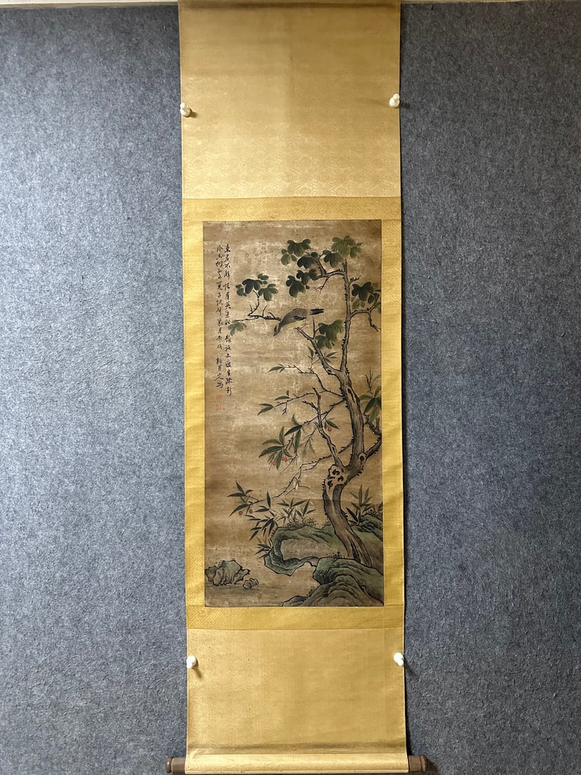 An Exquisite Jadeite Buddha Statue Necklace: An Exquisite Chinese Vertical Scroll Ink Painting of Flower and Bird on Paper,Hua Yan,Size:38.6inx17.7in 一幅中国水墨花鸟画立轴,ࡔ