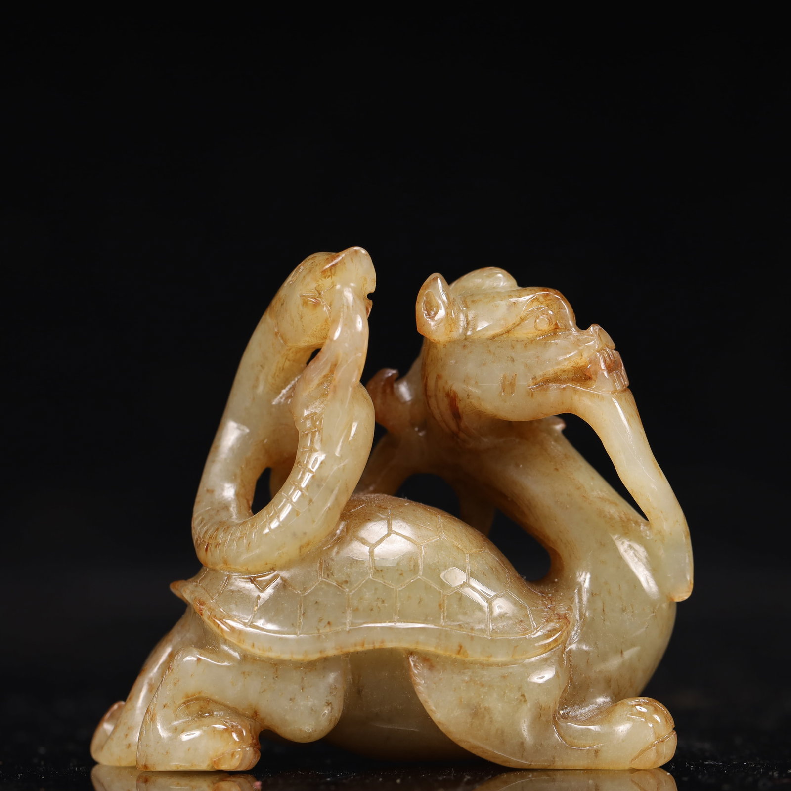 An Exquisite Sterling Silver-Gold Plated Inlaid Shell Pendant: An Exquisite White Jade Auspicious Beast Ornament,Qing Dynasty, China,Size:2.6inx1.2inx2.2in,Weight:107g 白玉瑞兽摆件,中国清代