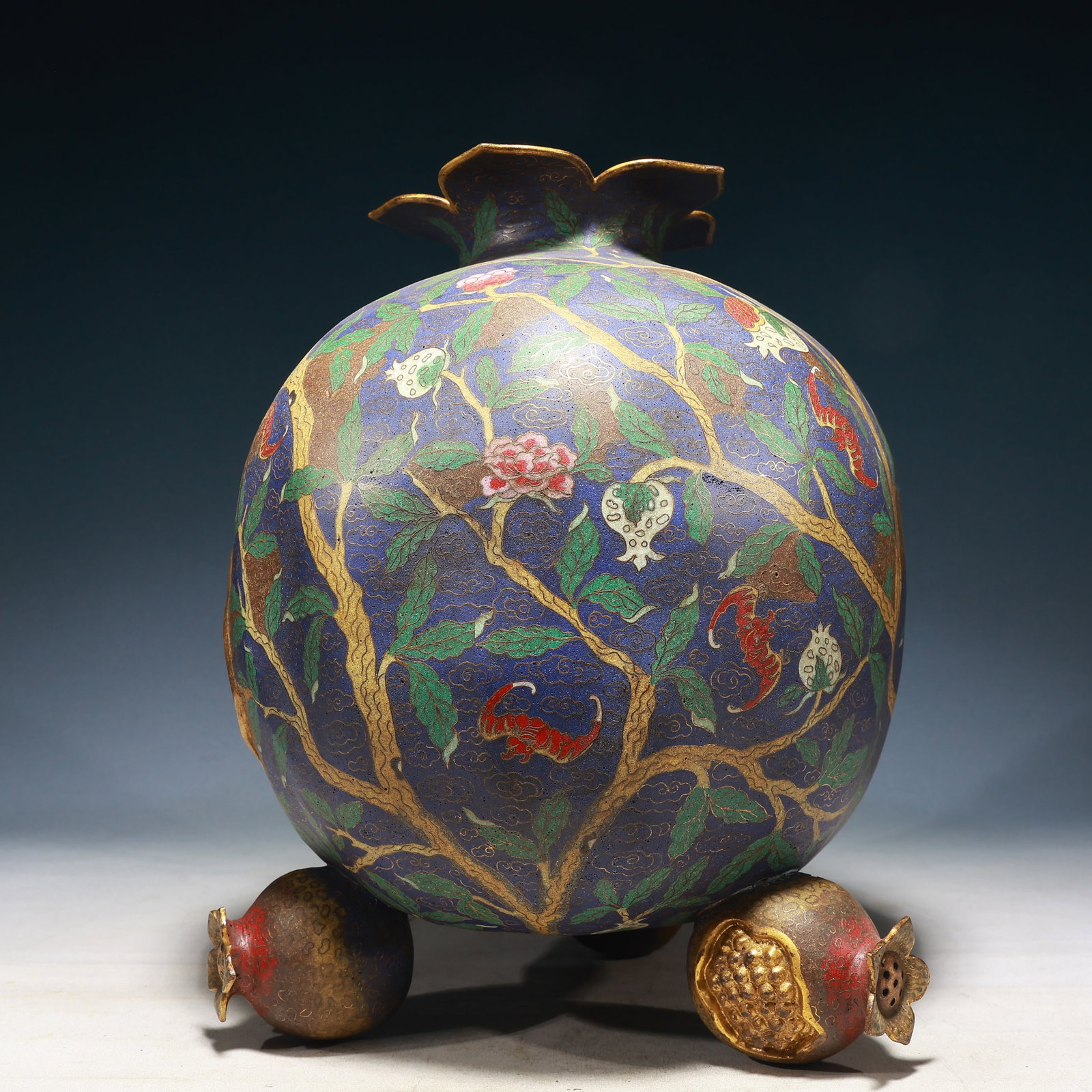 A Rare Gilt Silver Dragon Pattern Ewer - 6