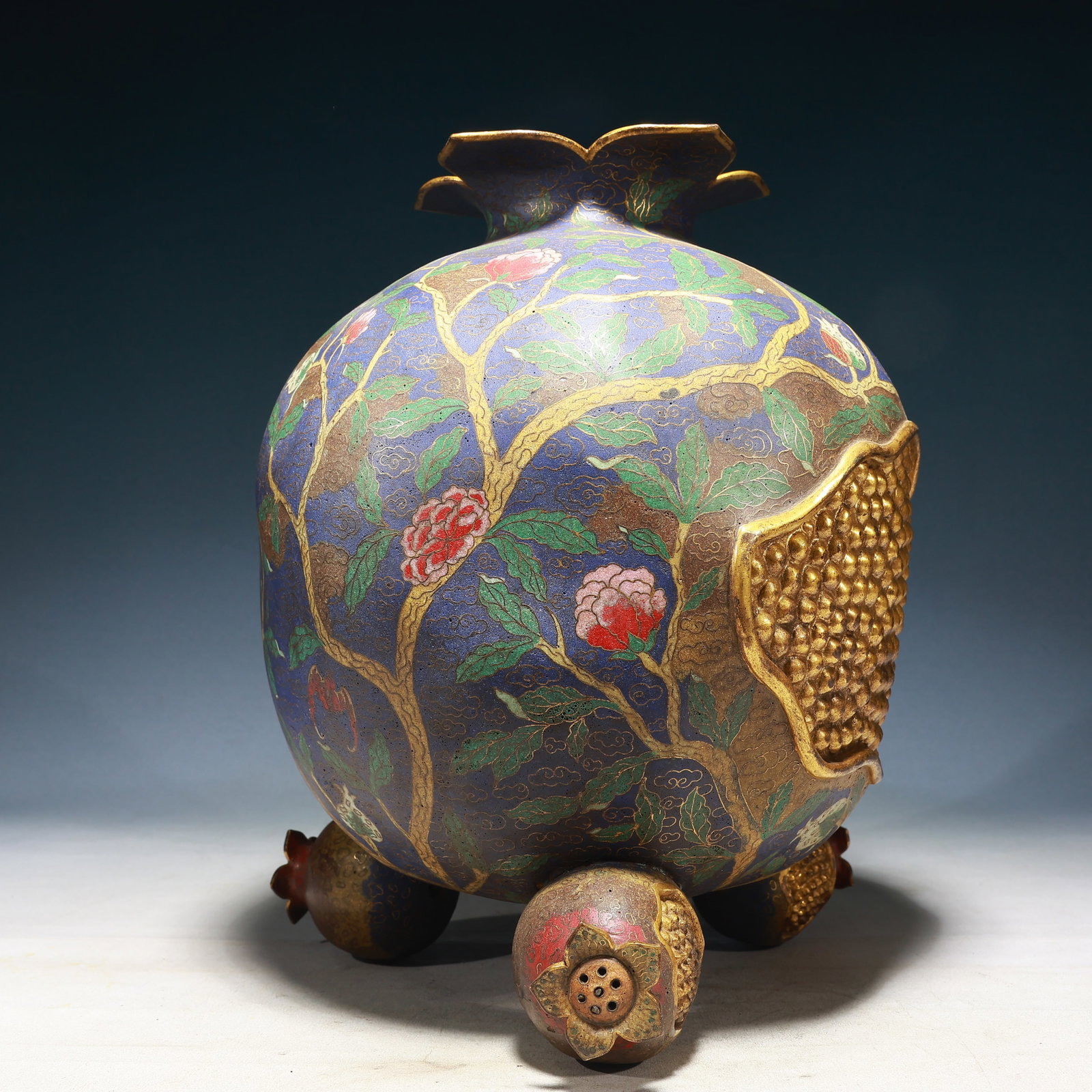A Rare Gilt Silver Dragon Pattern Ewer - 9