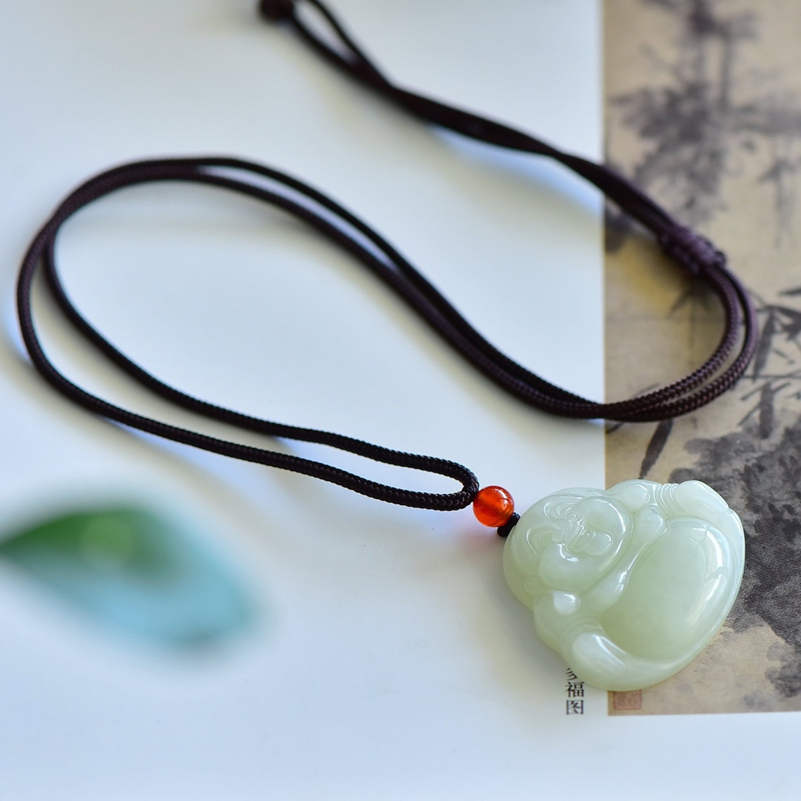 An Exquisite Celadon Glazed Enamel Painted Gold Landscape Pattern Vase: An Exquisite White Jade Maitreya Buddha Pendant,Size:35mmx37mm 白玉弥勒佛像吊坠