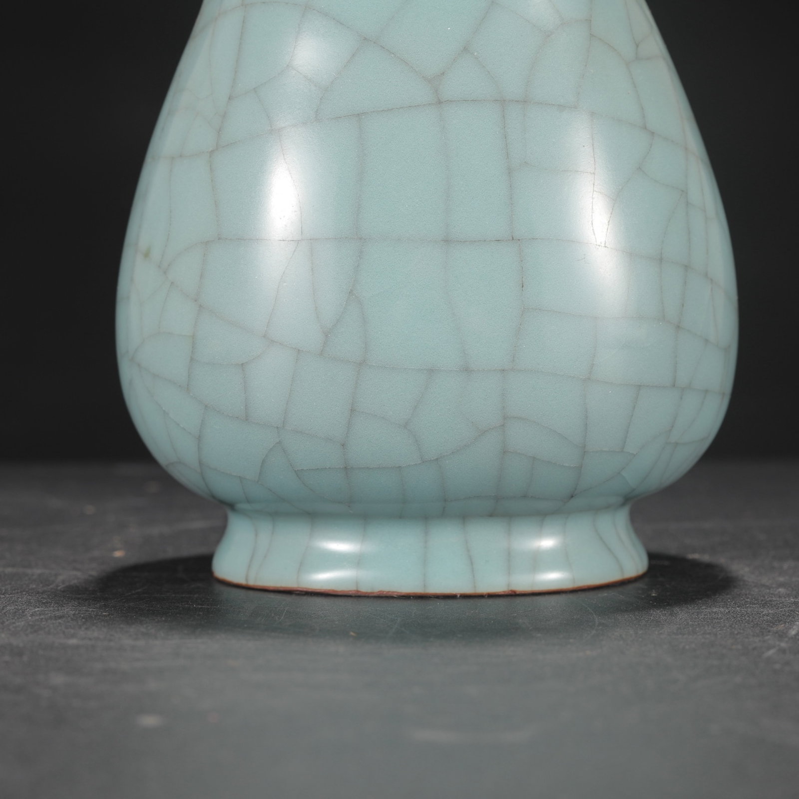 A Rare Doucai Lotus Pattern Vase - 4