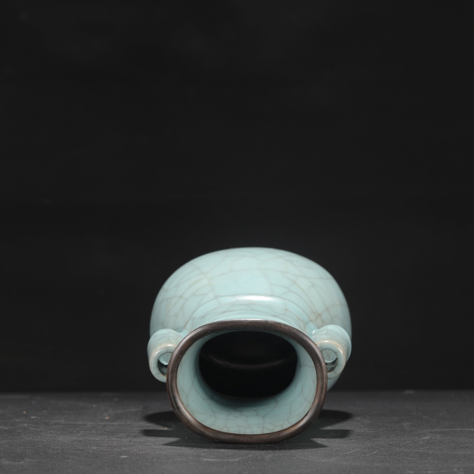 A Rare Doucai Lotus Pattern Vase - 5
