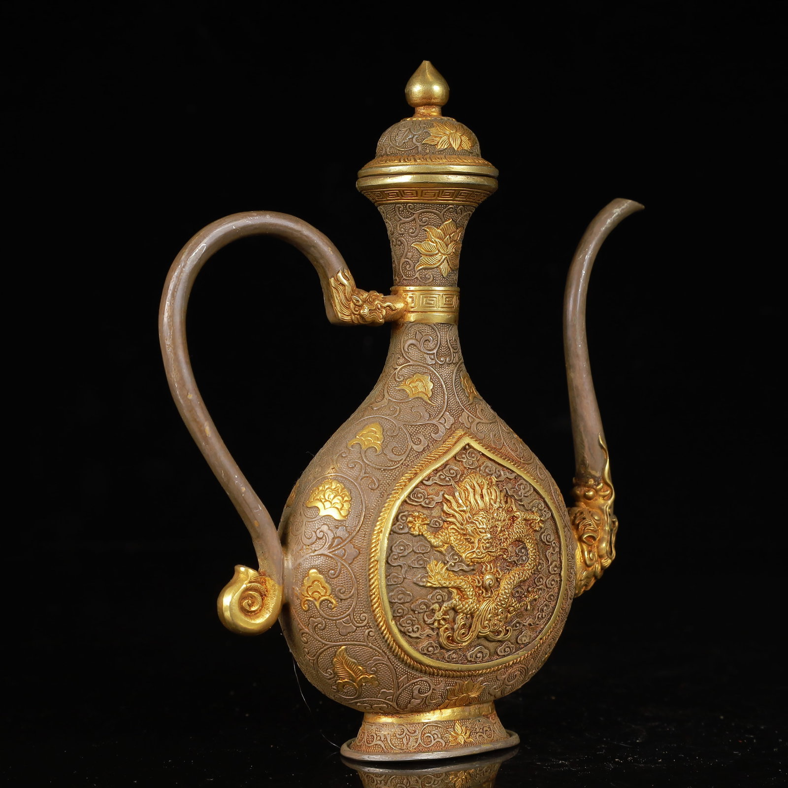 An Exquisite Gilt Silver Dragon Pattern Ewer - 4