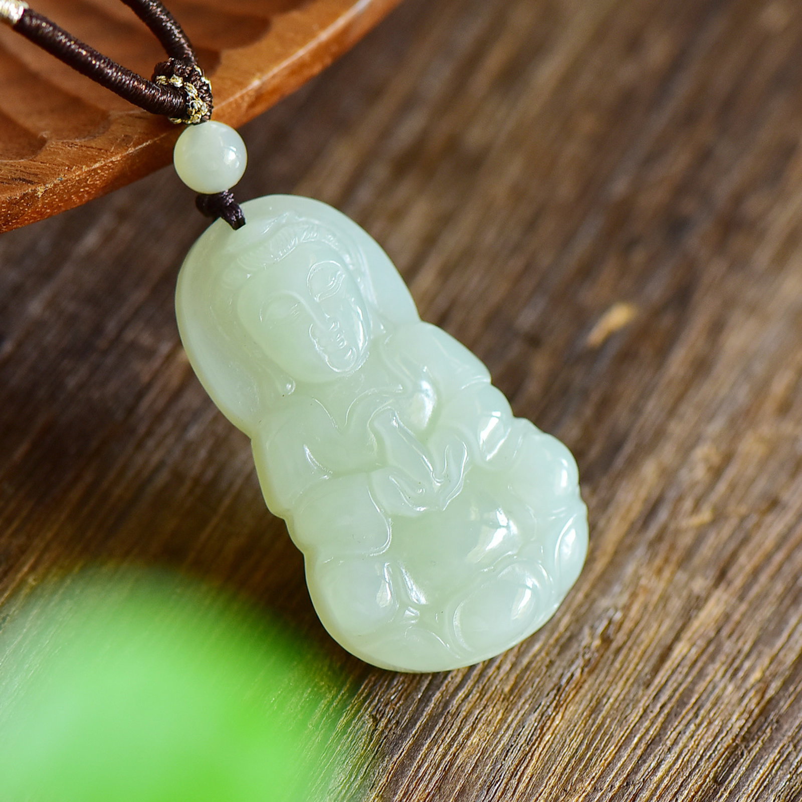 An Exquisite White Jade Dragon Pattern Pendant - 3