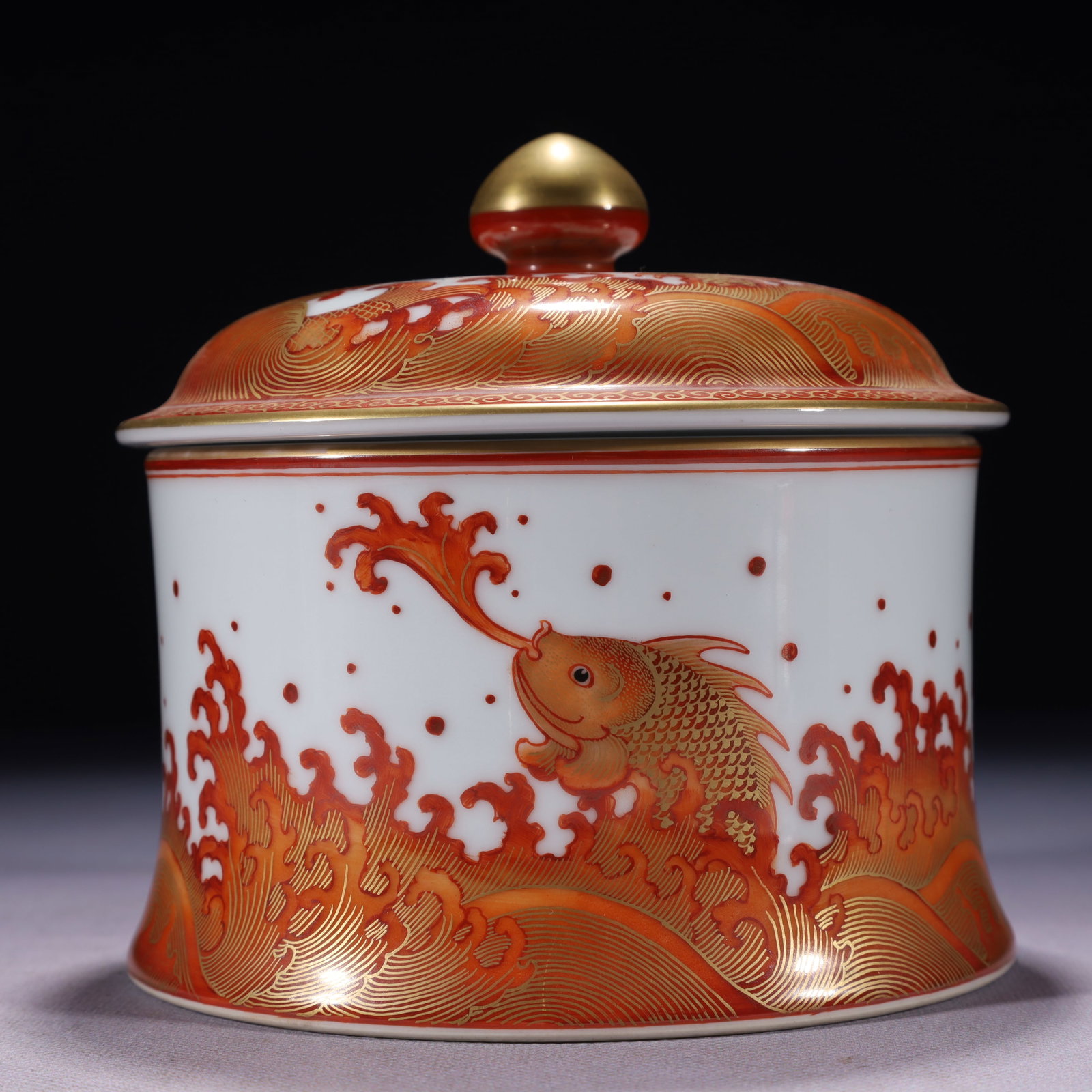A Solemn Gilt Bronze Statue of Yamantaka: An Exquisite Iron-Red Painted Gold Seawater and Fish Pattern Jar with Cover,Qing Dynasty,China,Qianlong Four-character Mark,Size:5.9inx6.3in,Weight:900g