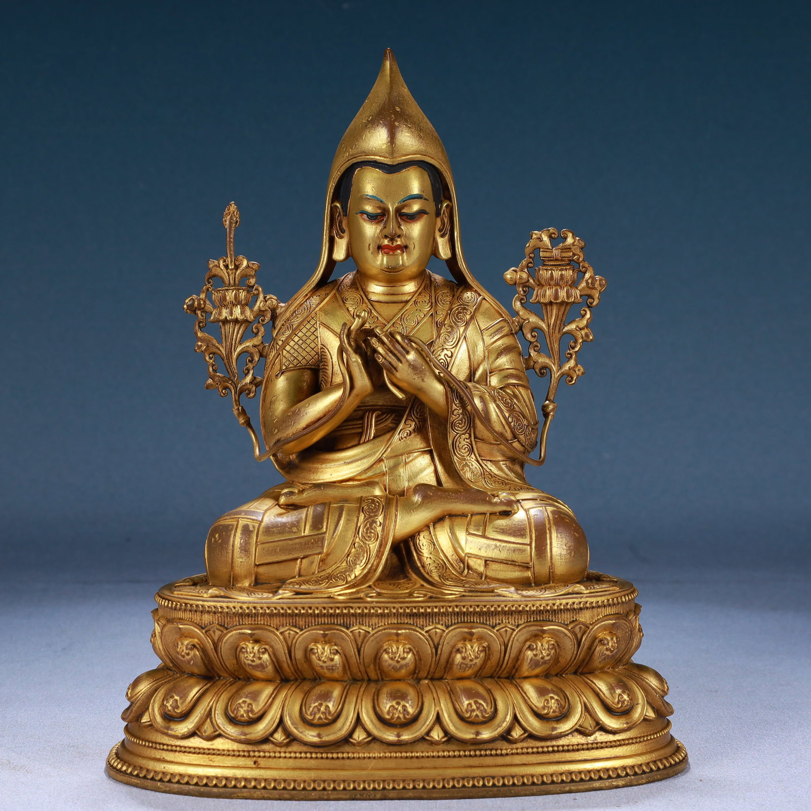 A Huge White Jade Inlaid White Jade Pine and Fruit Pattern Ruyi: A Solemn Gilt Bronze Statue of Tsongkhapa,Qing Dynasty, China,Size:7.1inx5.1inx9.1in,Weight:2150g 铜鎏金宗喀巴像,中国清代